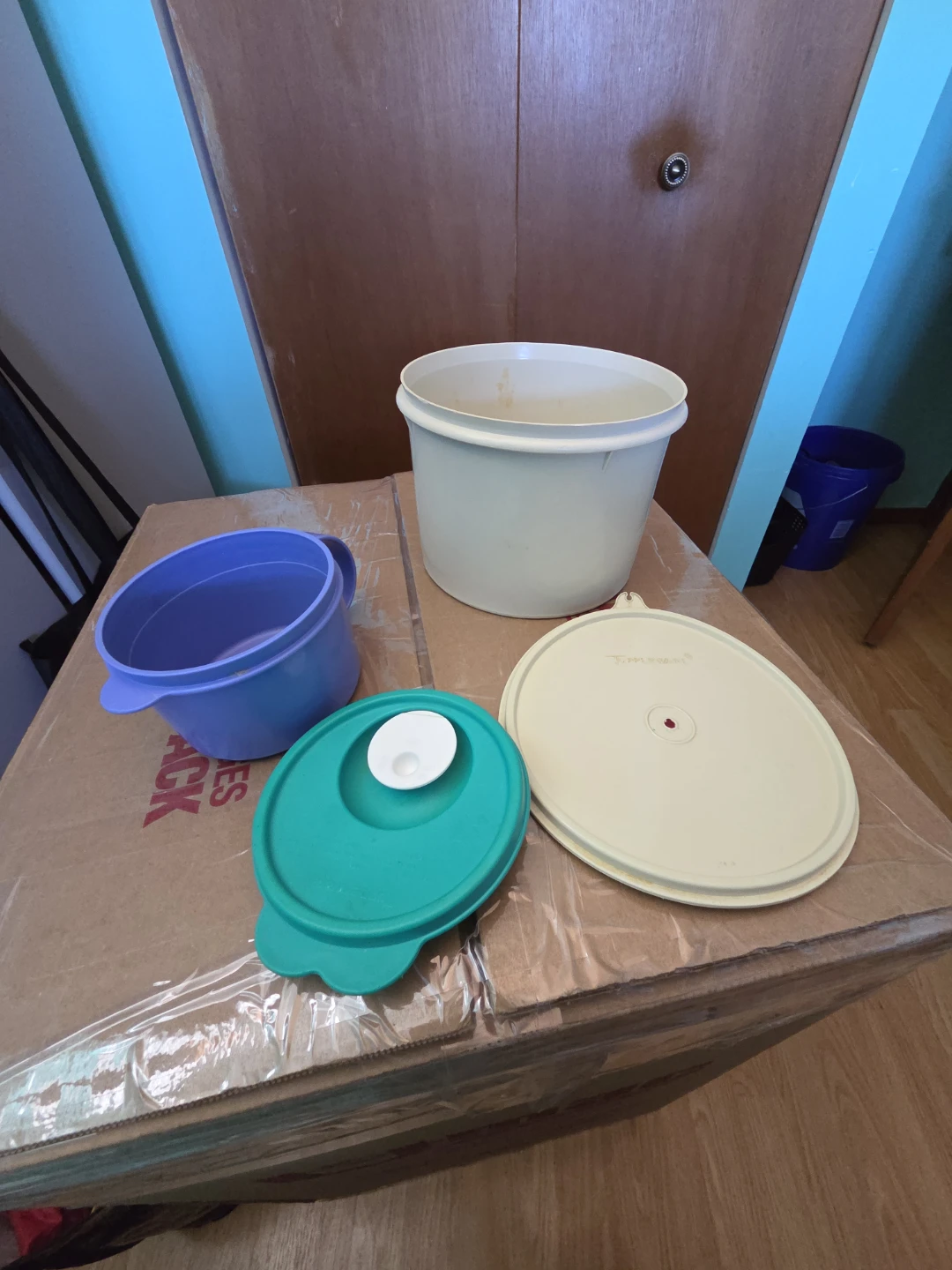 FREE Tupperware Storage Containers - photo 3