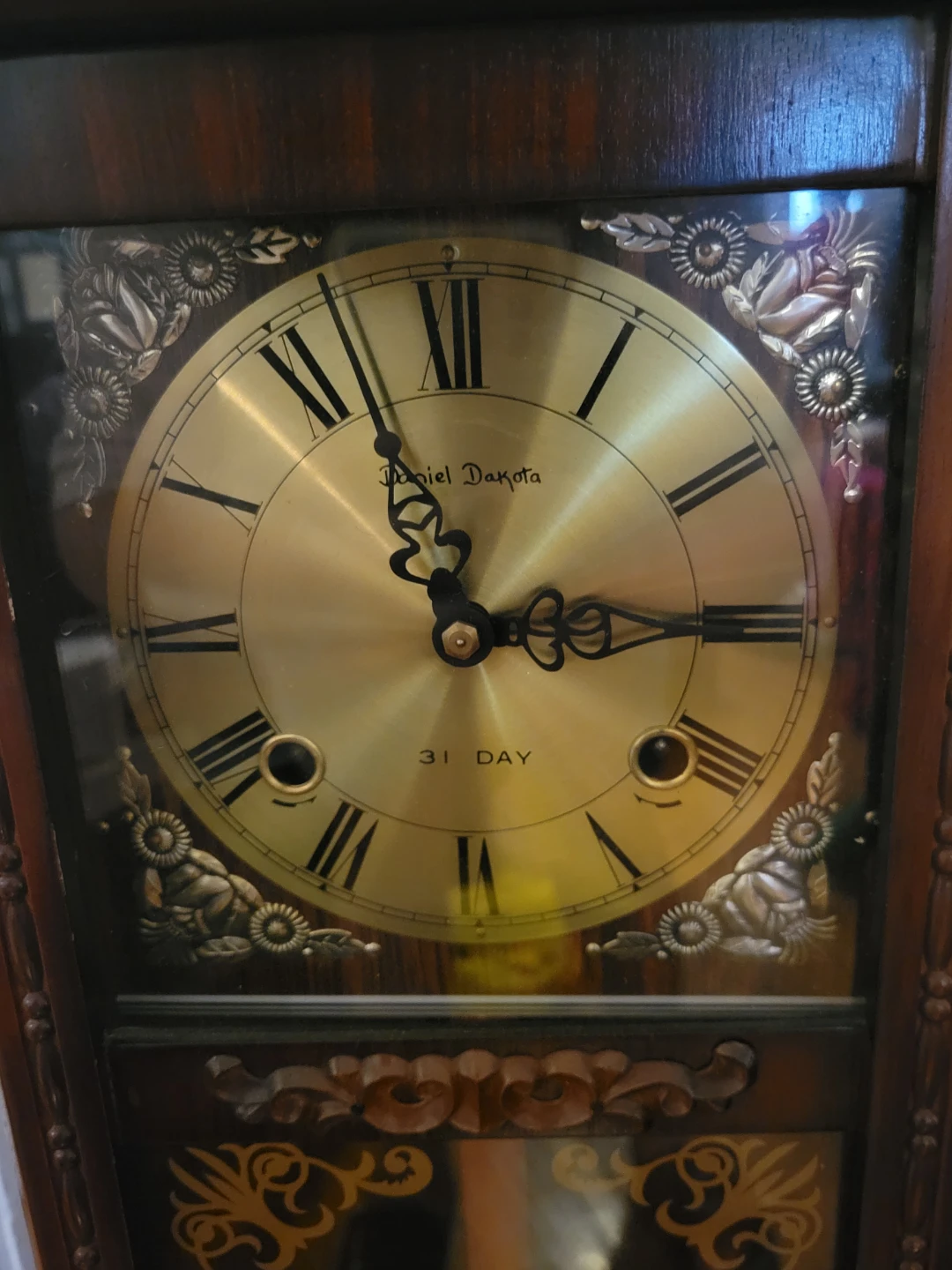 Vintage Daniel Dakota 31 Day Wall Clock - photo 2