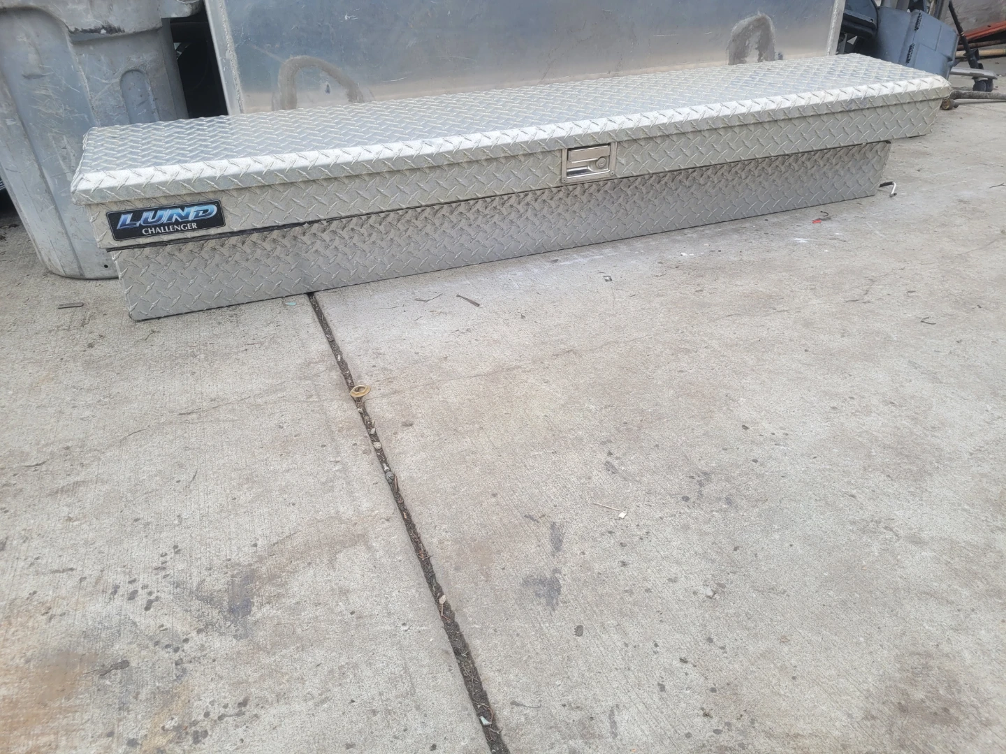 Lund Challenger Aluminum Truck Box