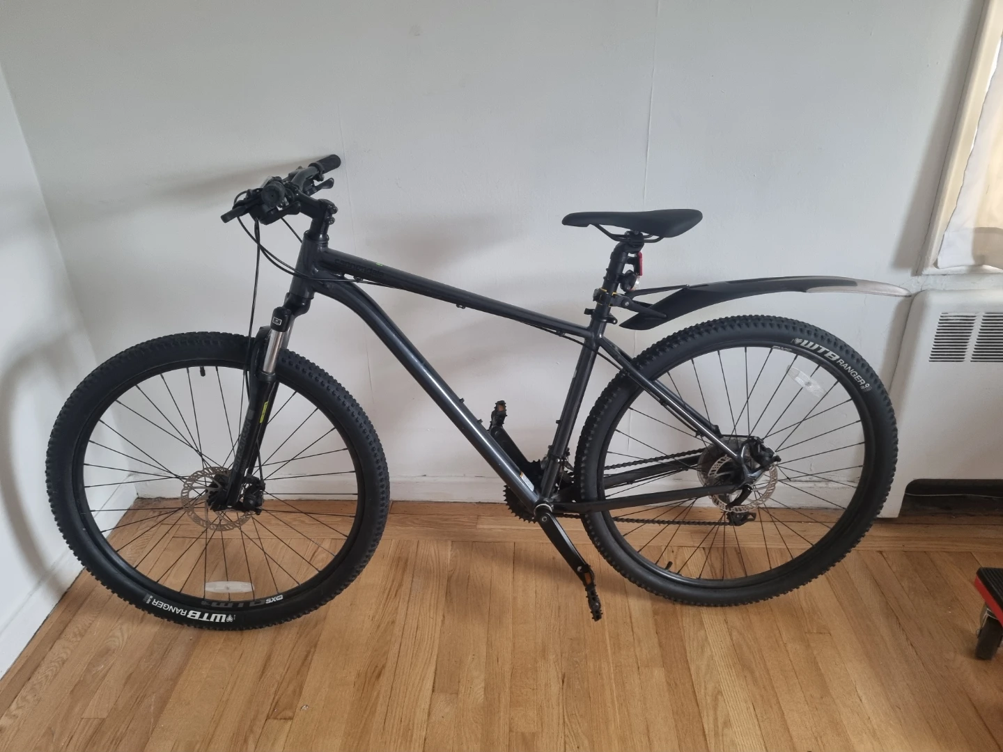 Cannondale Trail 8 Bike (Large)