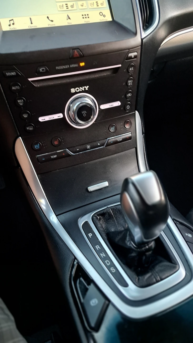 Silver Ford Edge SUV - photo 3