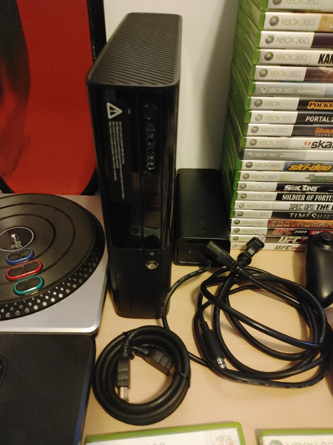 Xbox 360 Bundle with Games and Accessories - photo 3