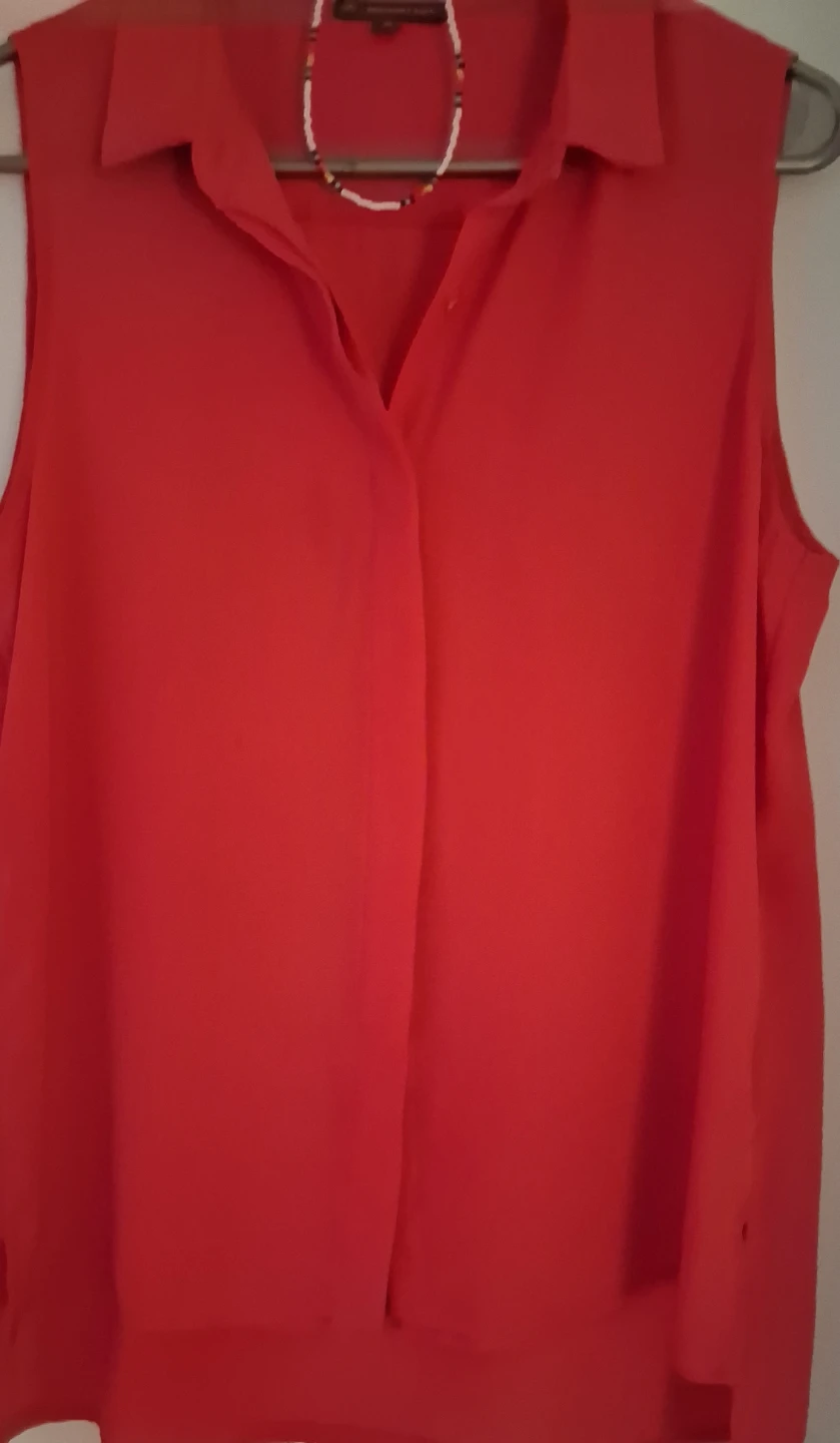 Adrianna Papell Sleeveless Red Blouse - Size M - photo 3