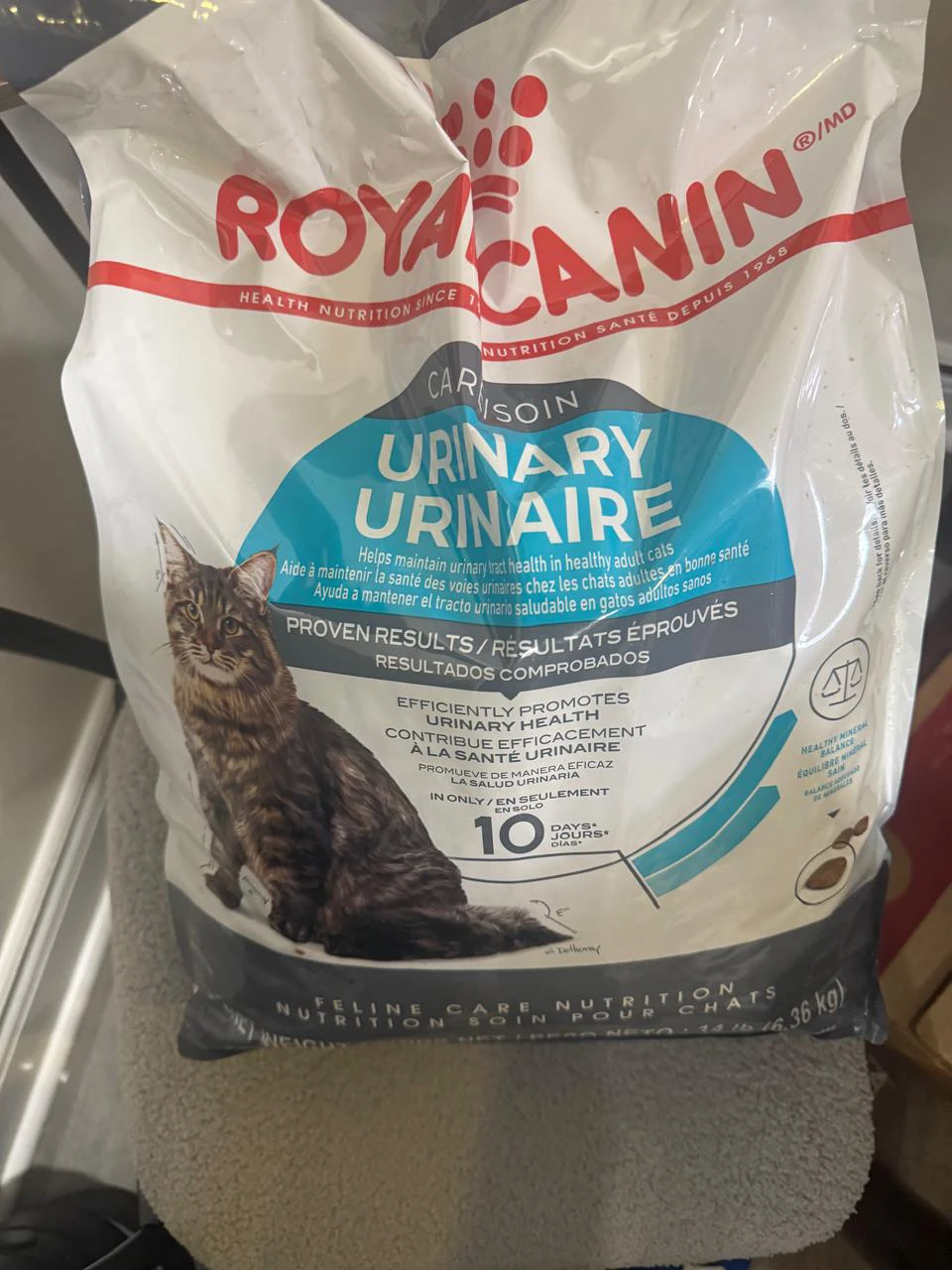 Royal Canin Urinary SO Cat Food - 14 lb