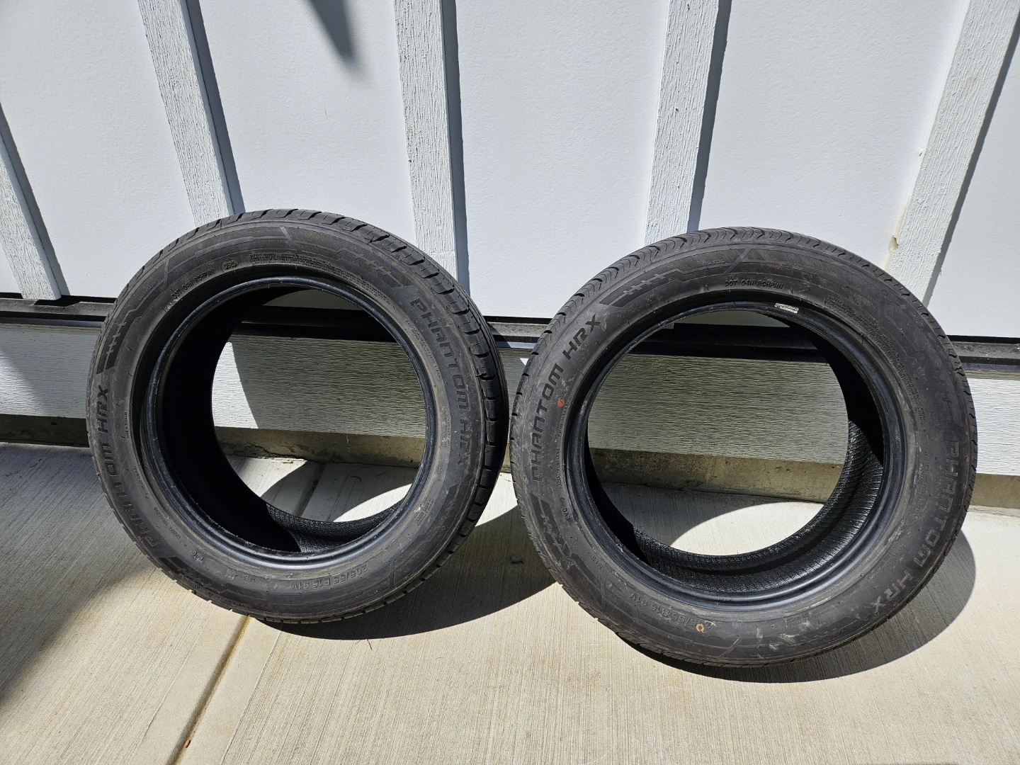 Phantom HRX 205/55 R16 91V Tires - photo 3