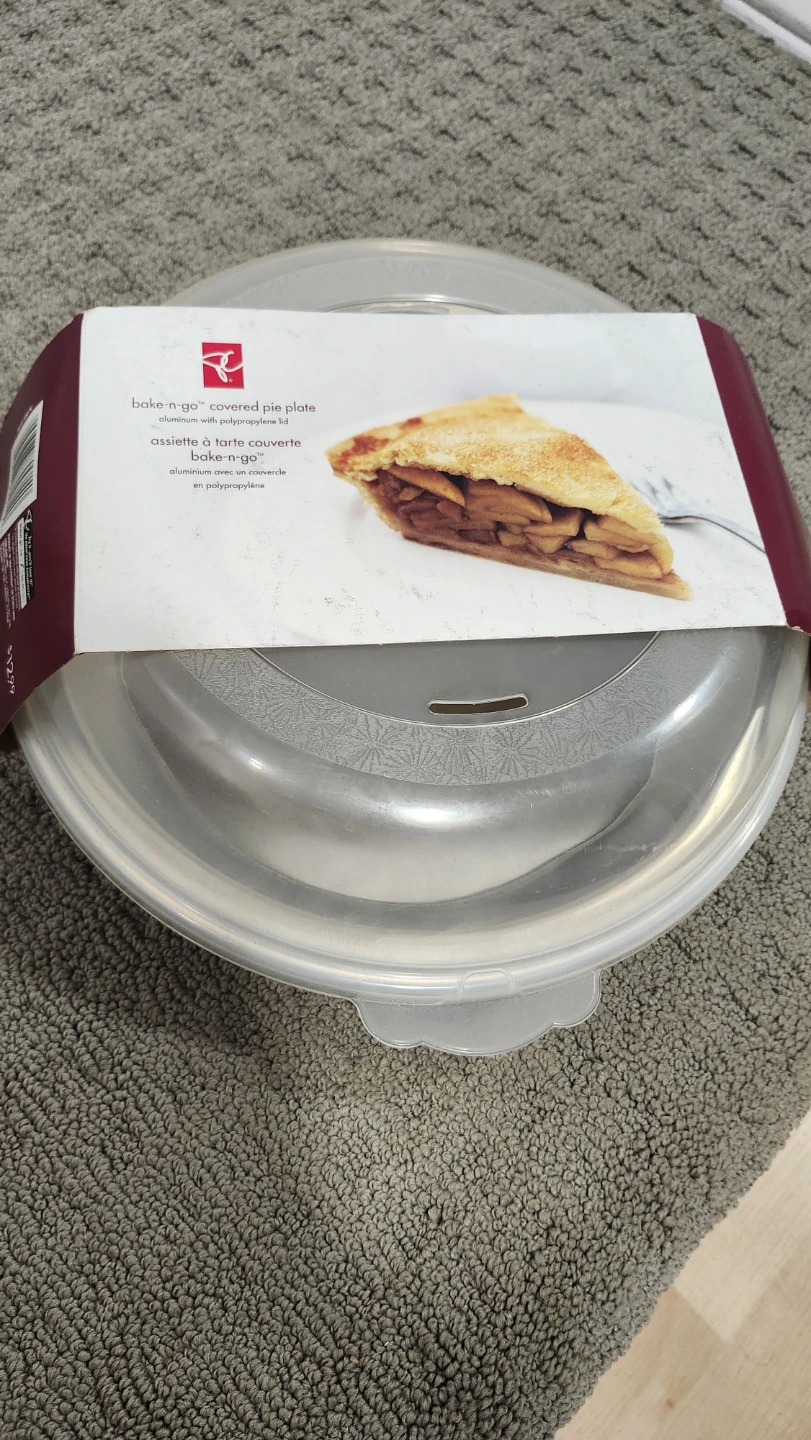 PC bake-n-go Covered Pie Plate - photo 3