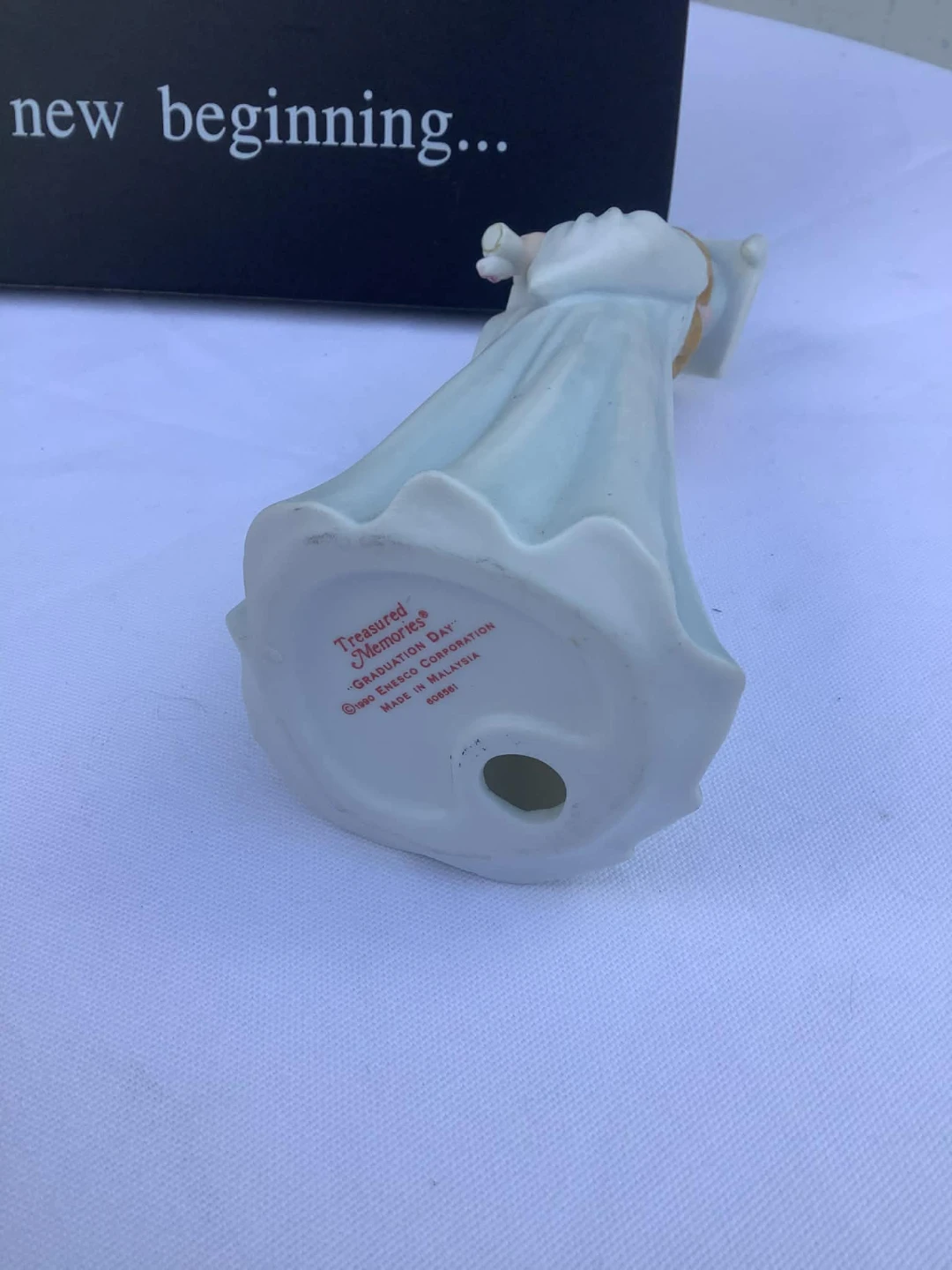 ⚽Graduation Figurine and Photo Frame - photo 3