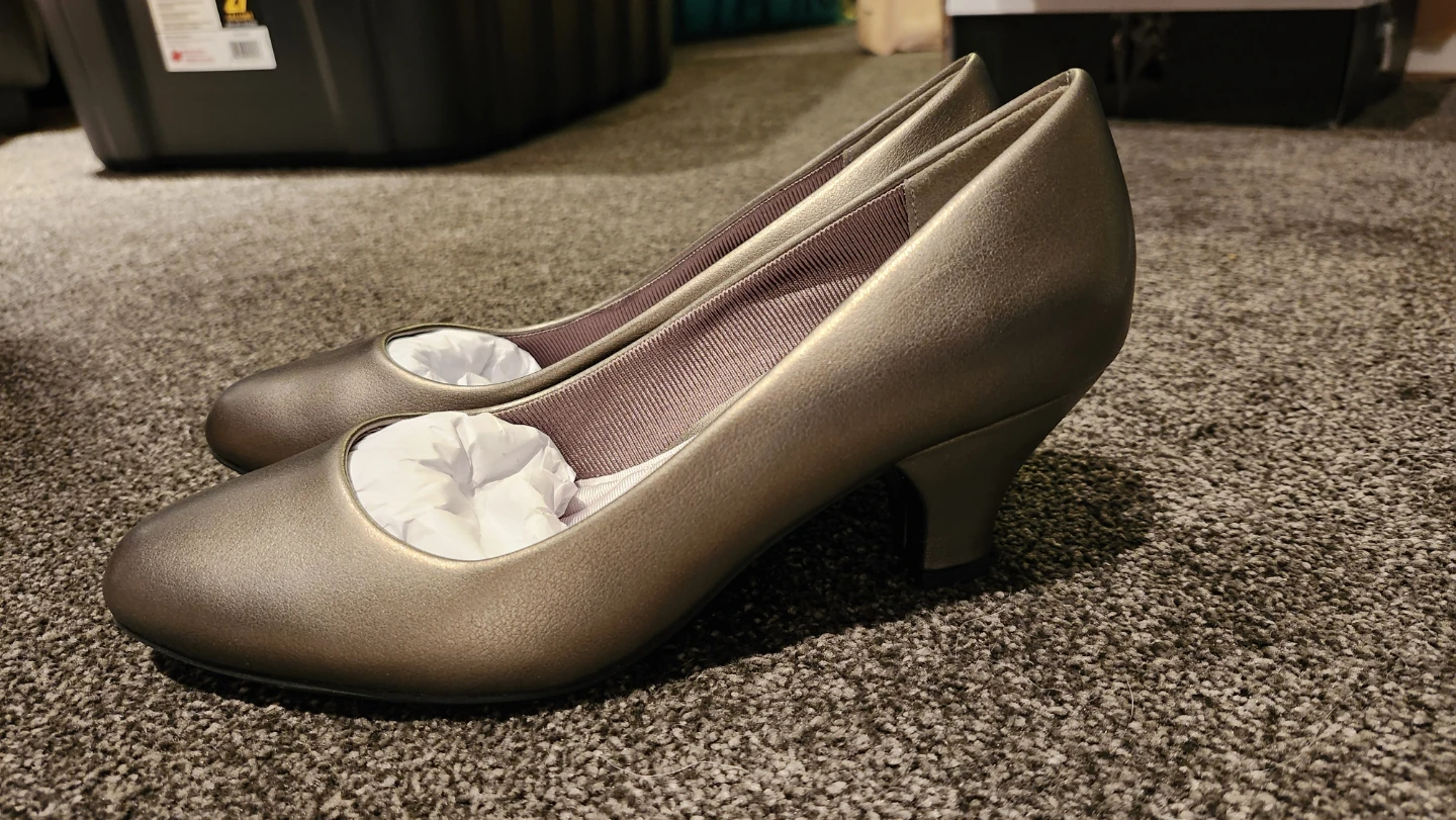 Pewter Women's Pumps⚽ - photo 3
