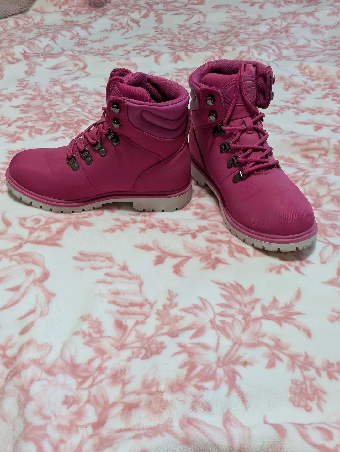 Womens Boots Size 8