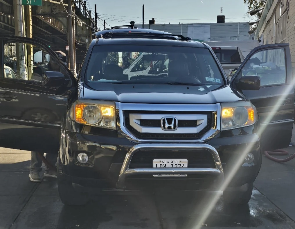 Honda Pilot SUV - photo 3