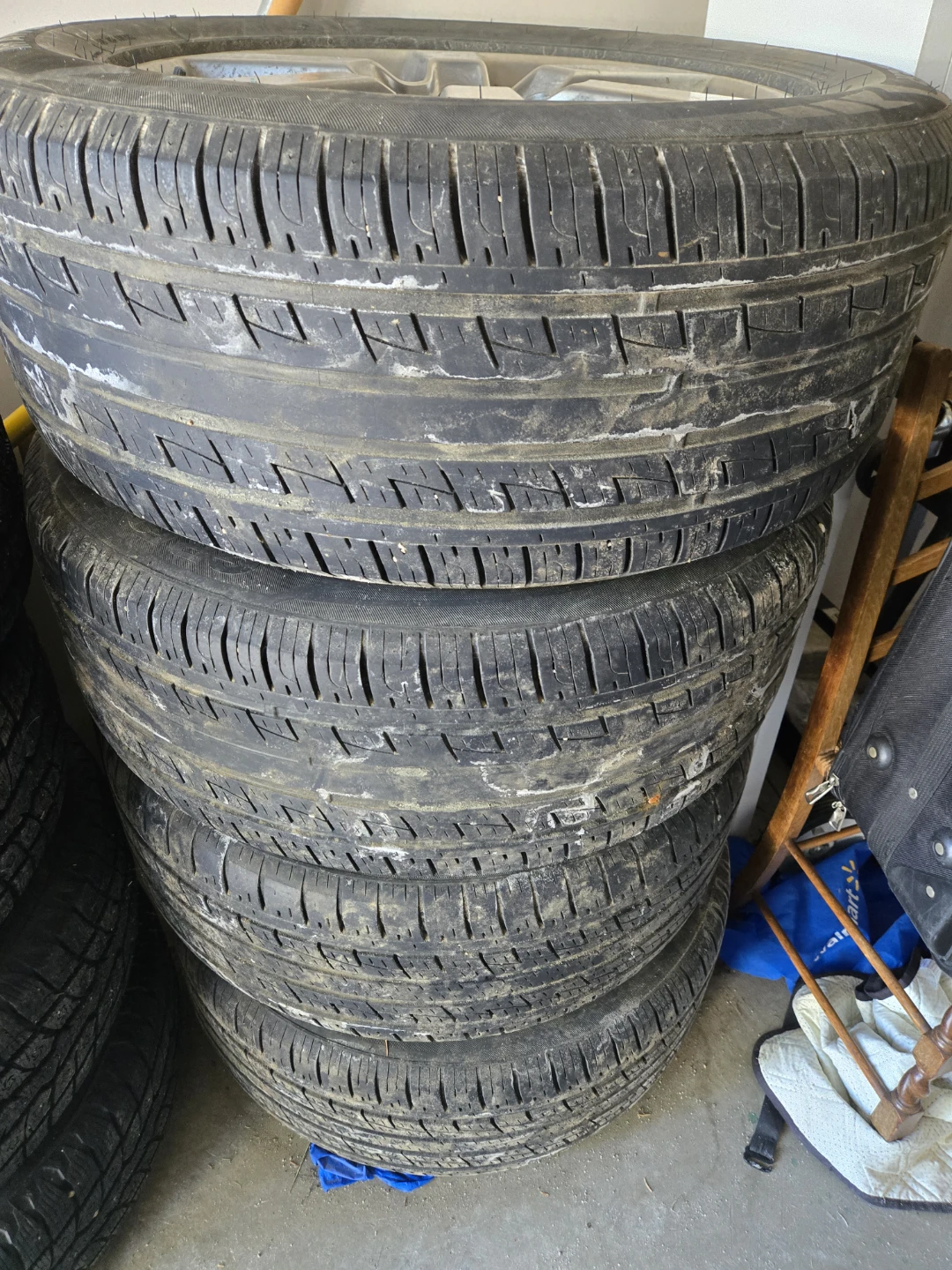 Set of 4 Ford f150 Tires and Rims 20 inch - photo 2
