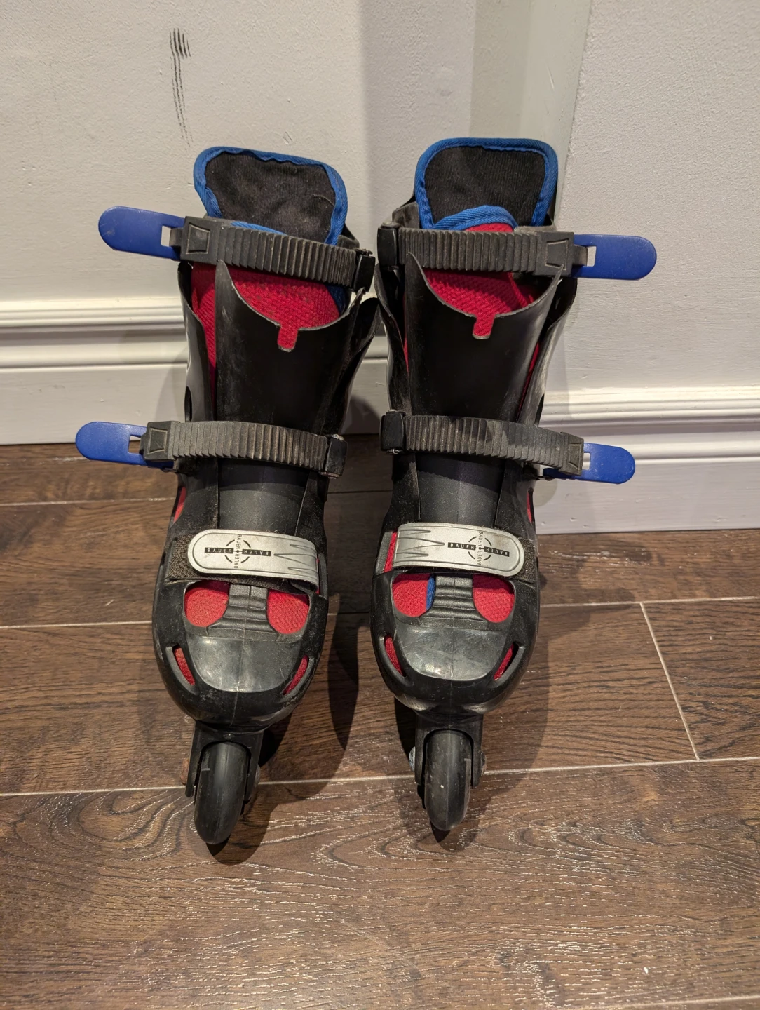 Black Rollerblades (Women Size 6)
