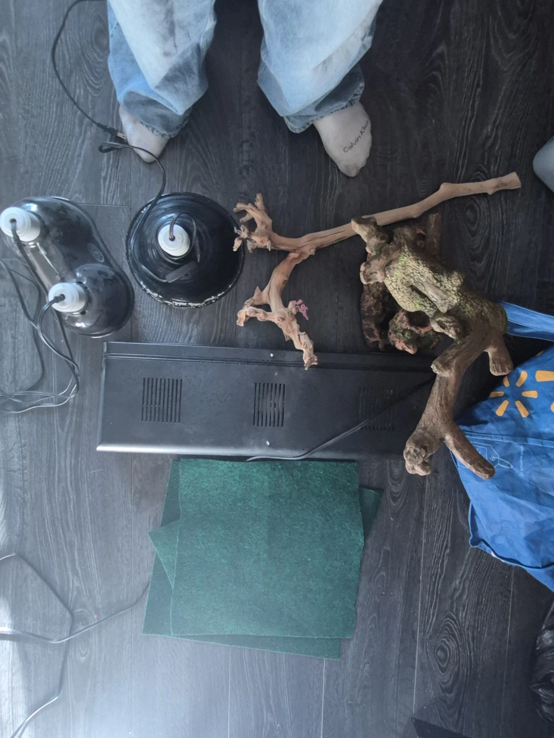 120 gallon tank, optional Terrarium Accessories - photo 4