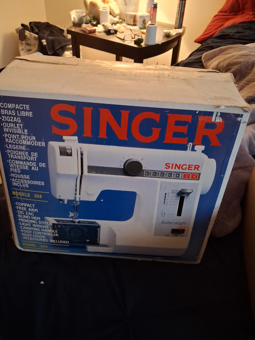 Singer compact model 324