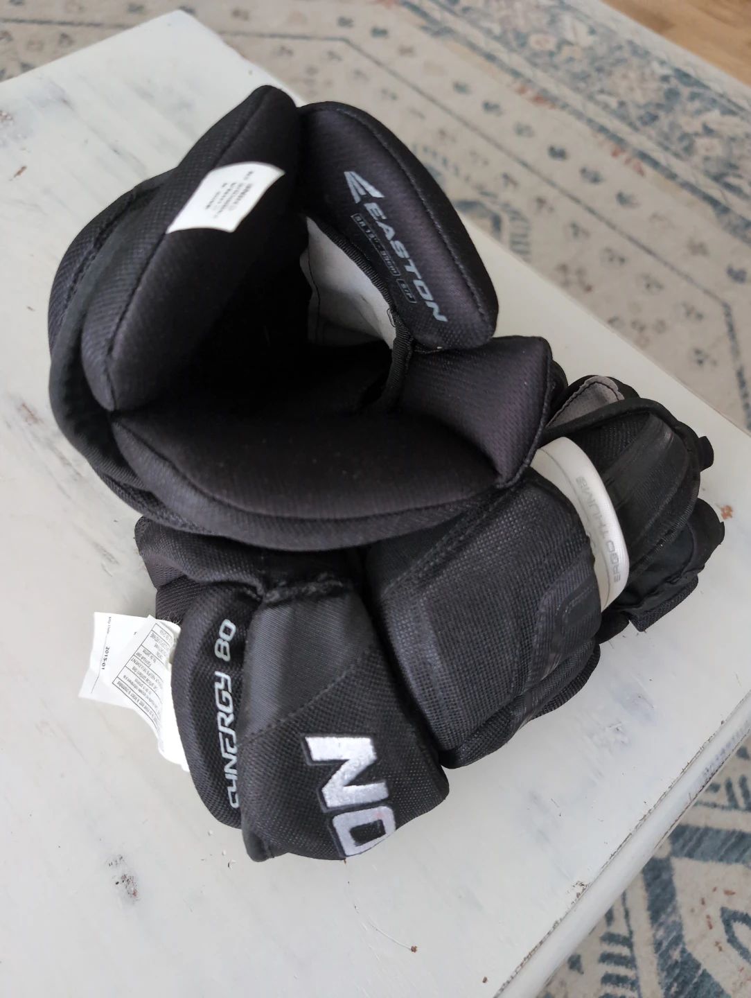 Easton Synergy 80 Hockey Gloves - photo 3