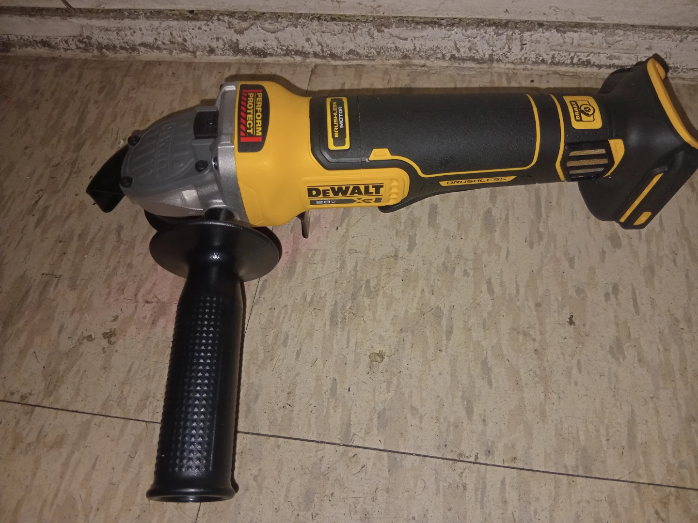 DEWALT 20V MAX XR Brushless Angle Grinder