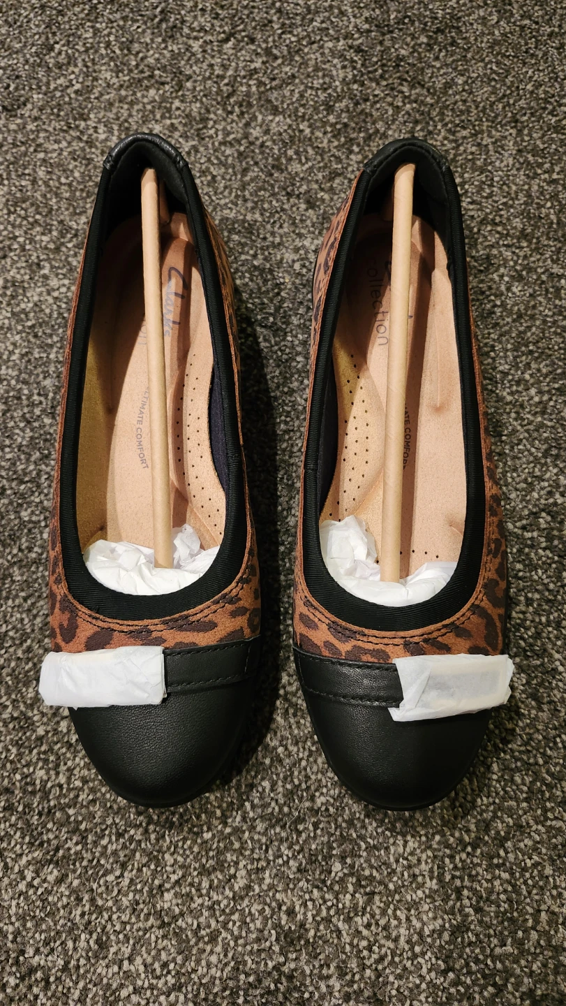 Clarks Women's Meadow Rose Leopard Ballet Flats Size 5M - photo 3