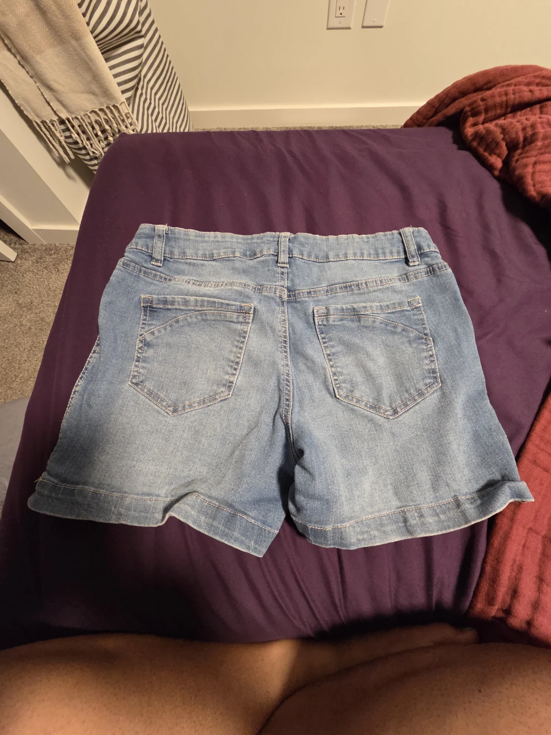 L.Jeans Denim Shorts Size 10 - photo 3