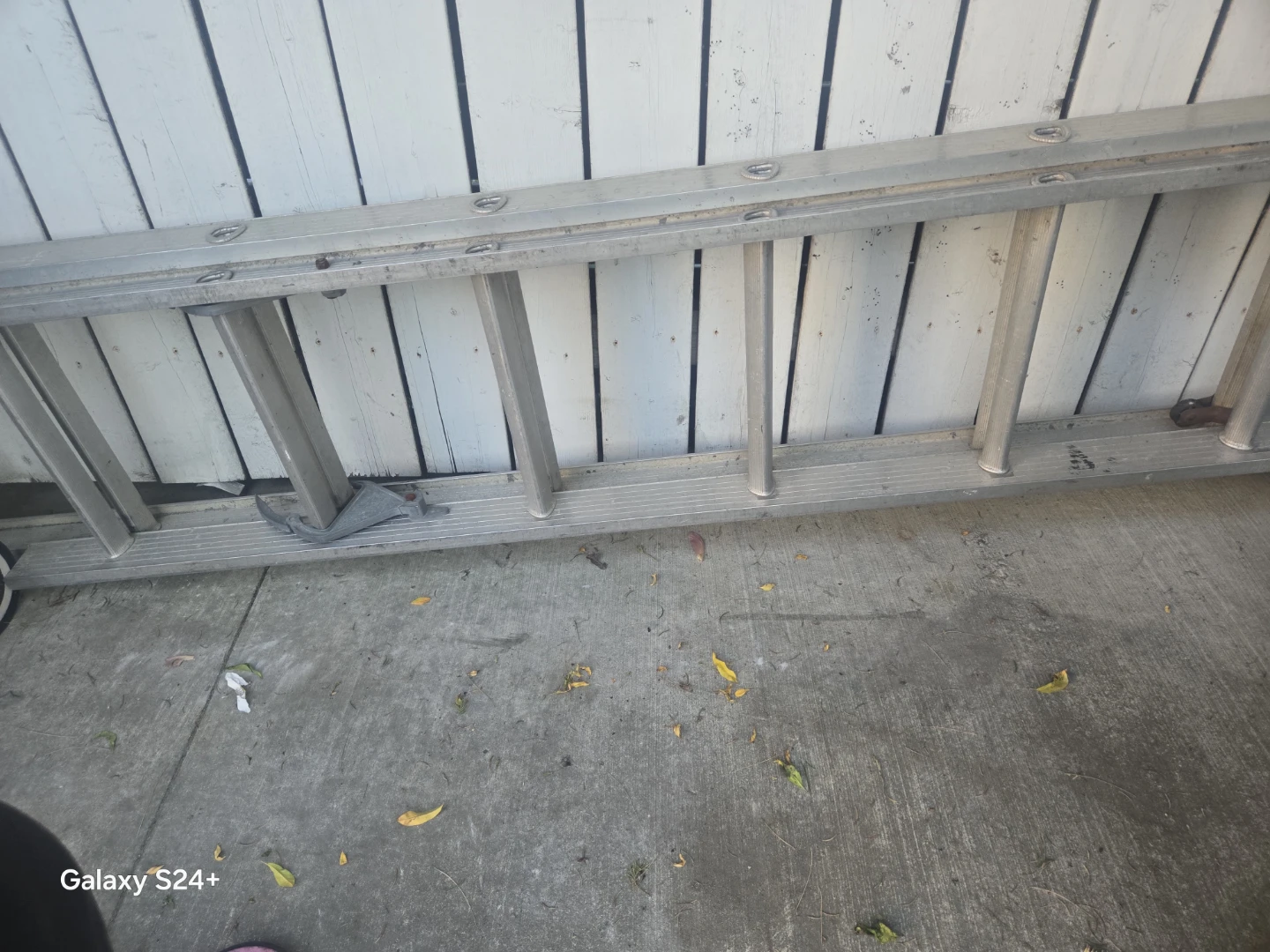 Aluminum Extension Ladder