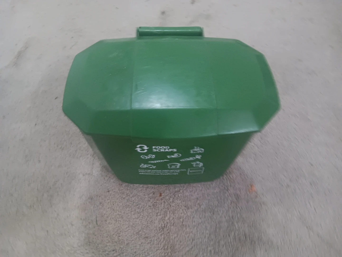 Green Food Scraps Bin - photo 2