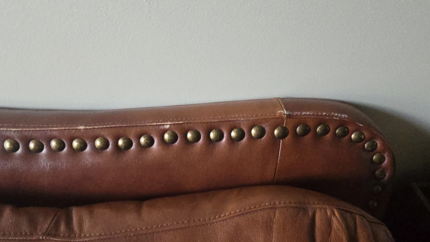 Genuine Leather Sofa & Loveseat Set | $1,100 OBO - photo 4