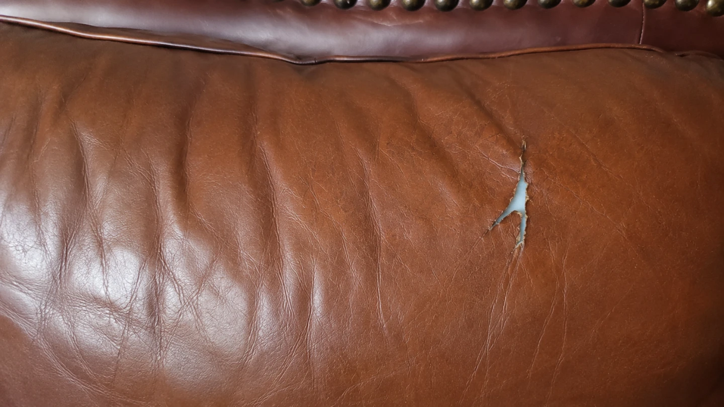 Genuine Leather Sofa & Loveseat Set | $1,100 OBO - photo 5