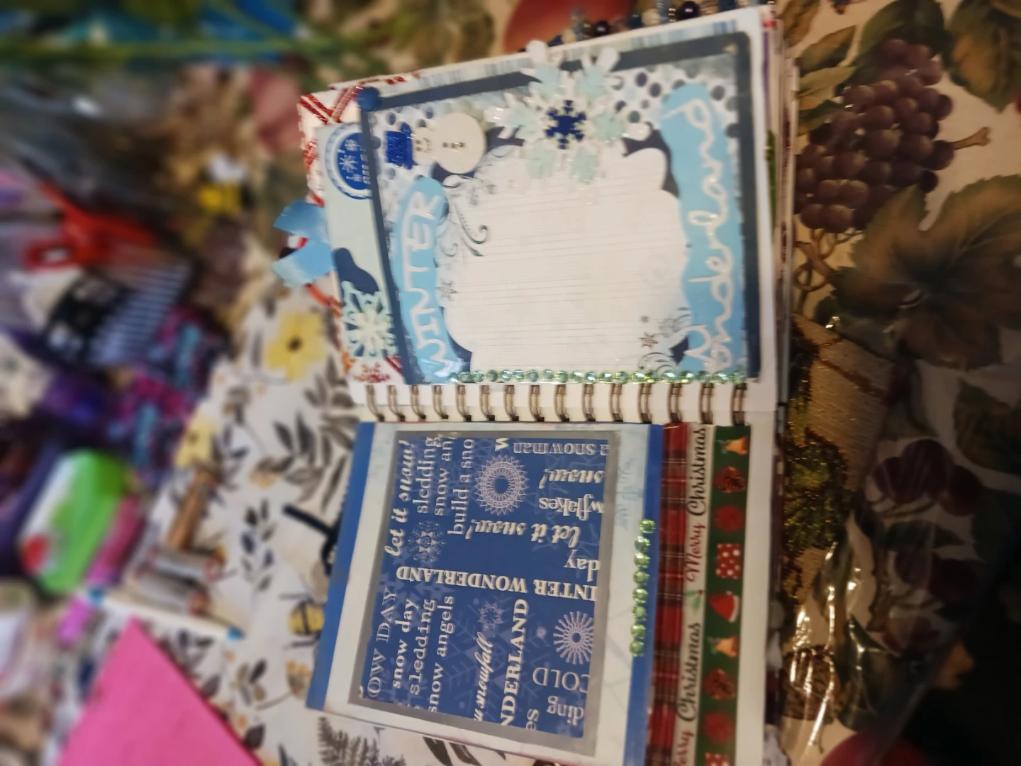 Christmas Themed Scrapbook - photo 4