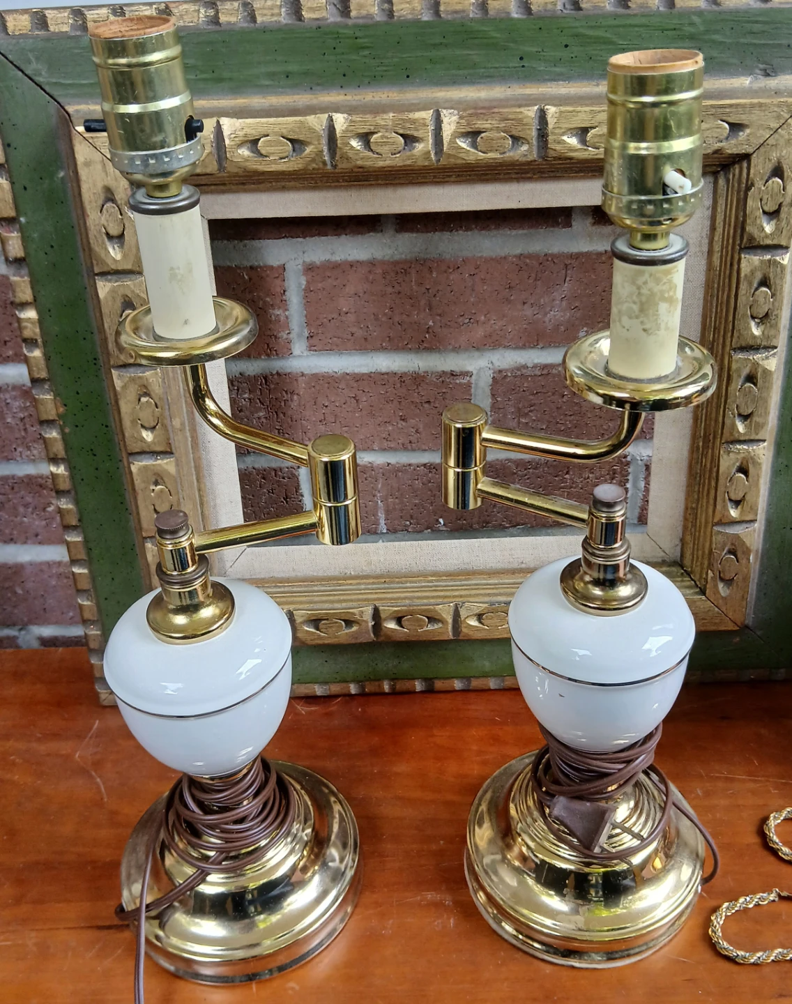 Vintage Brass Plated and White Ceramic Swing Arm Lamps (Pair) - photo 3