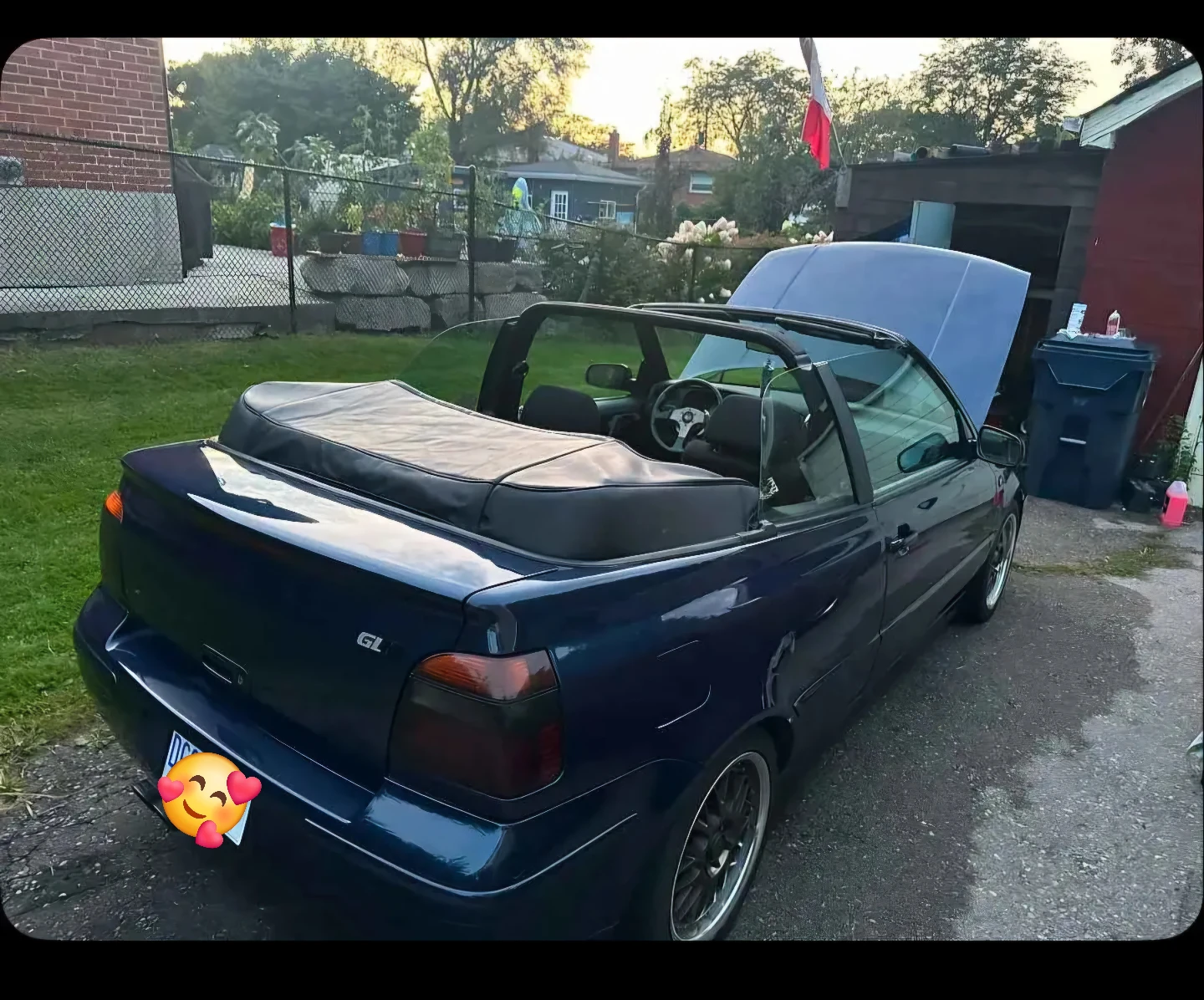 1999 Volkswagen Cabrio - photo 2
