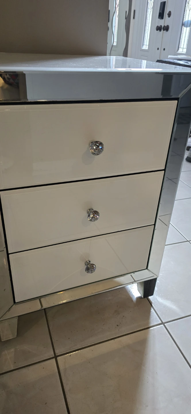 Mirrored 3-Drawer Nightstand - photo 2
