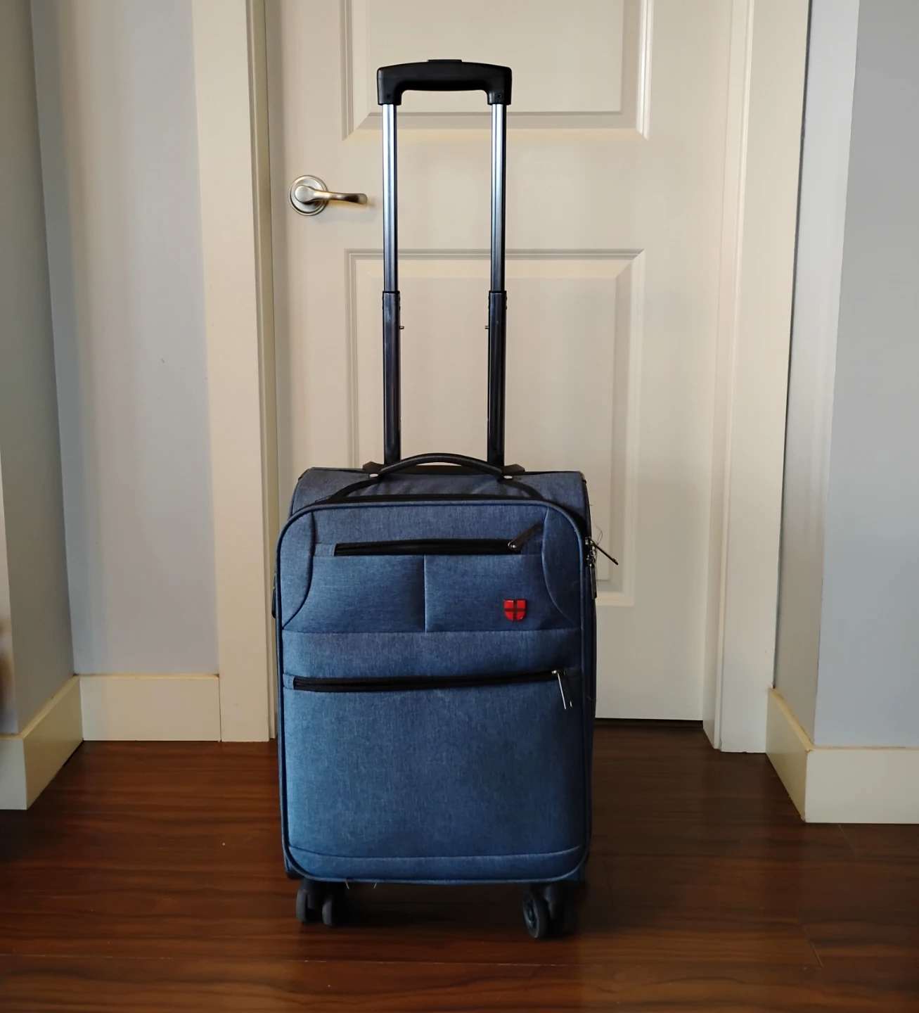 Suitcase - photo 4