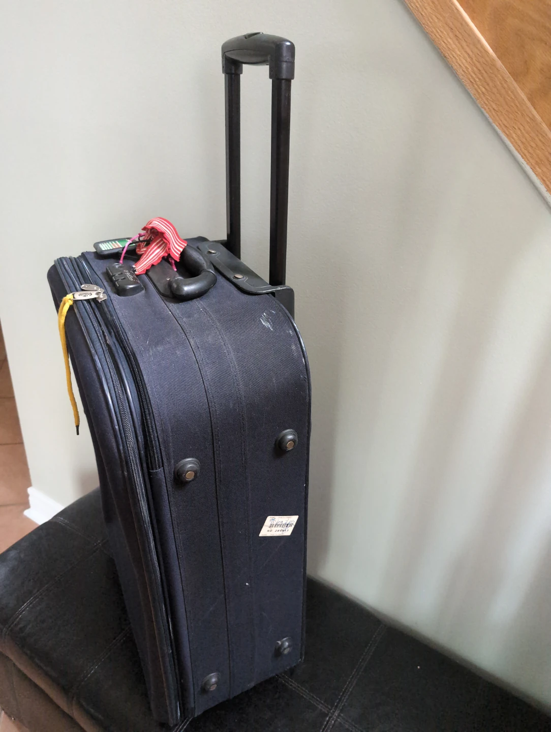 ⚽ Goldlion Navy Blue Rolling Suitcase - photo 5