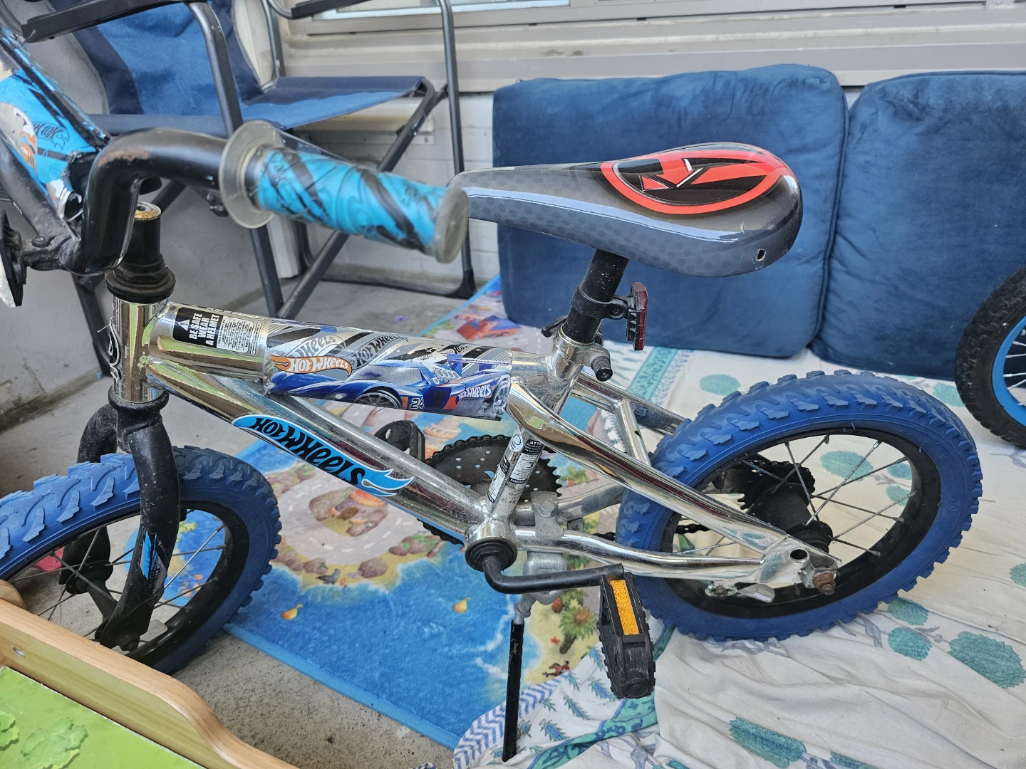 Hot Wheels Kids Bike