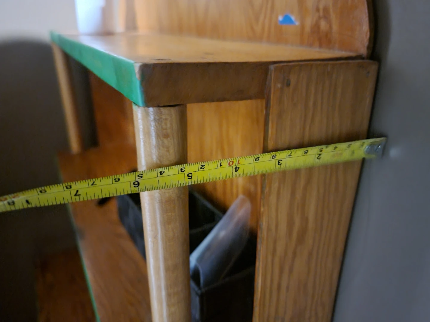 Wooden shelf with Green Trim - photo 5