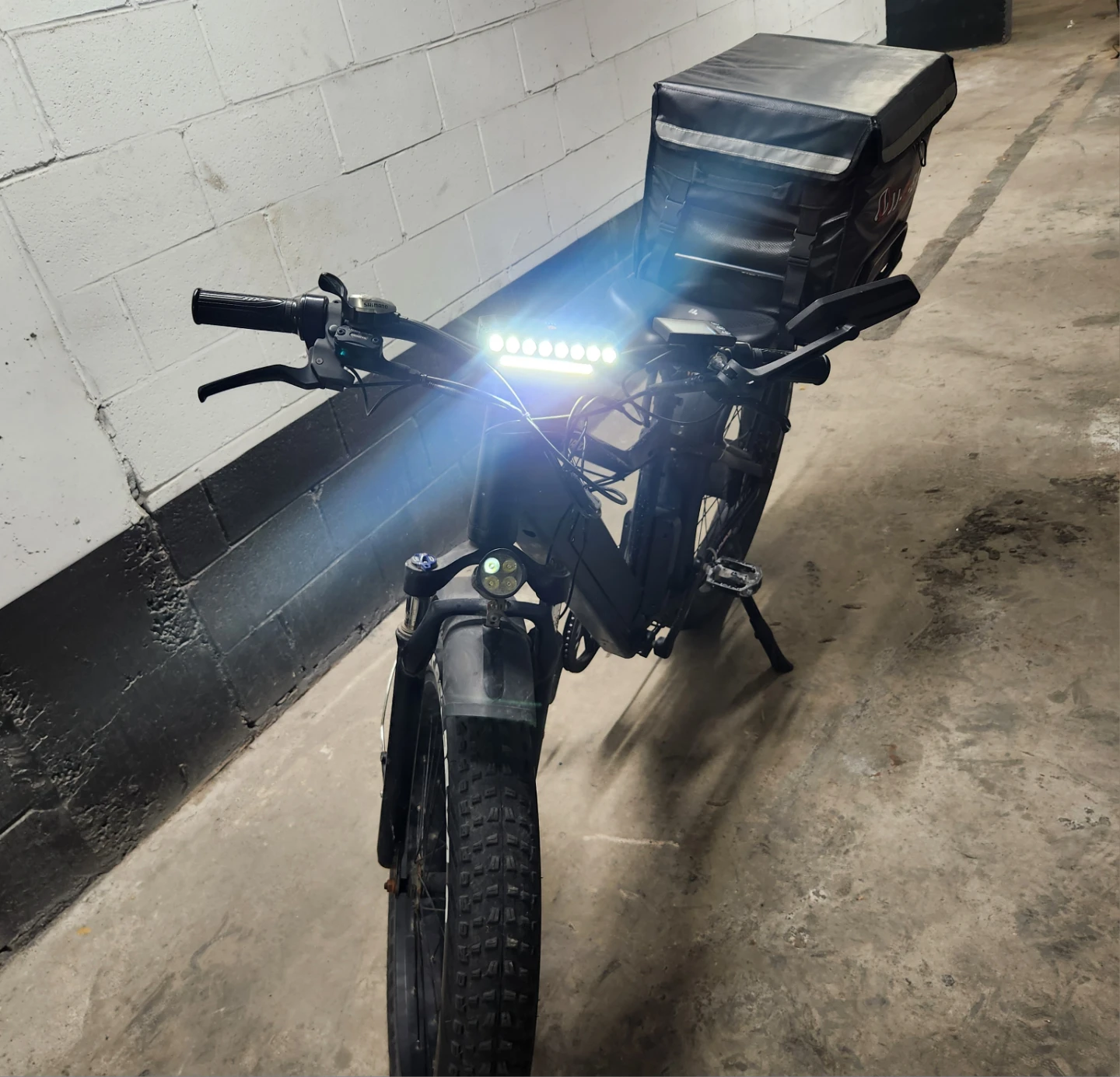 Tankx Cargo Electric Fat Bike x 2 batteries - photo 2