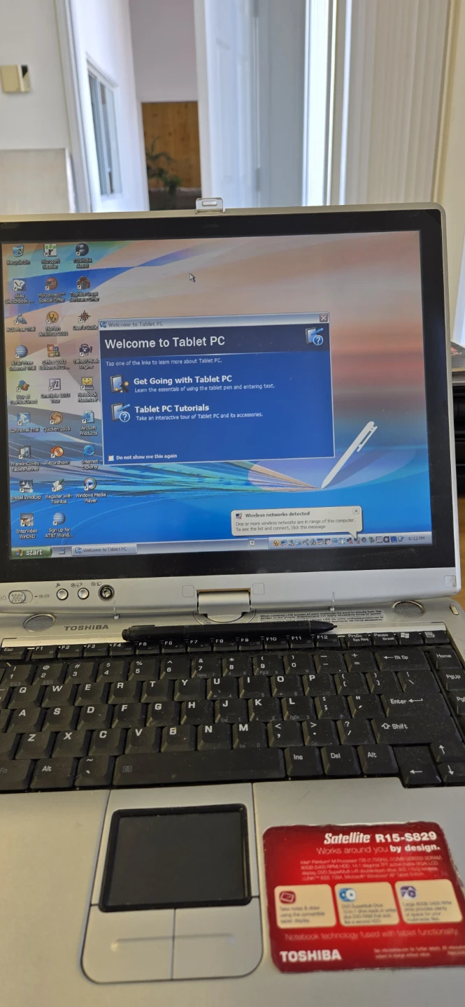 Toshiba Satellite R15-S829 Tablet PC - photo 4