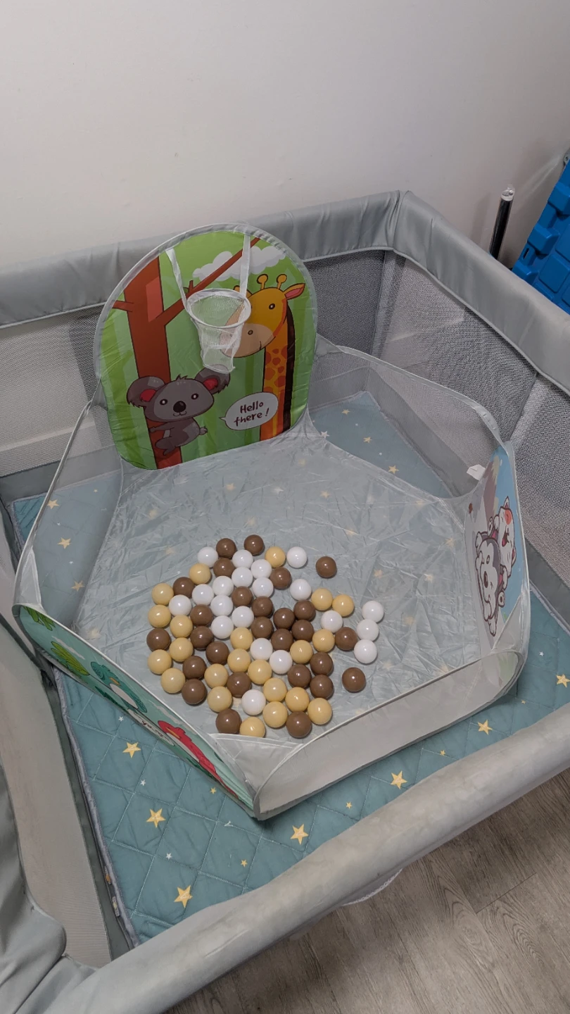 Baby Playpen with Basketball hoop and Balls - photo 2