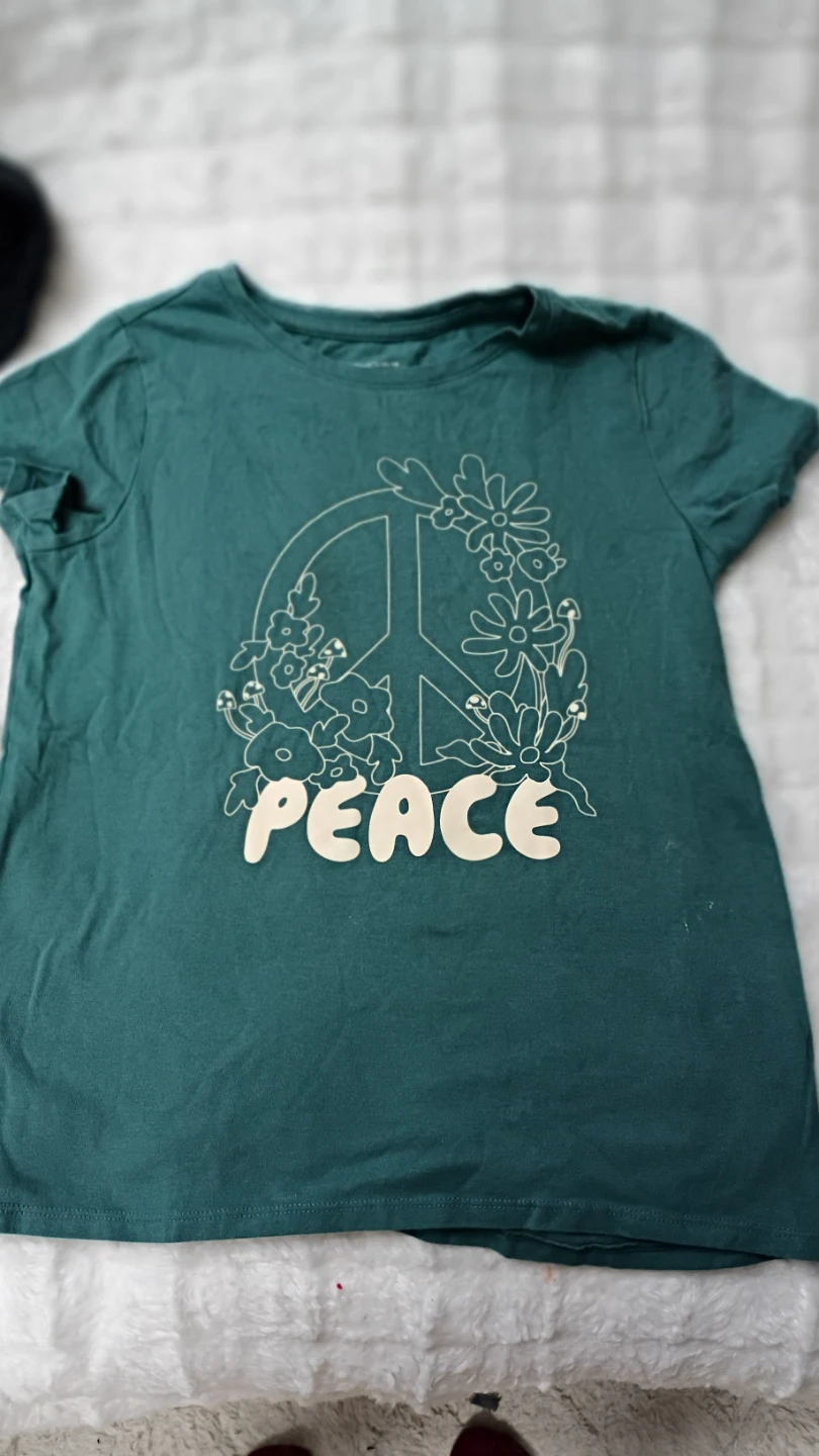 Green Peace T-Shirt - photo 3