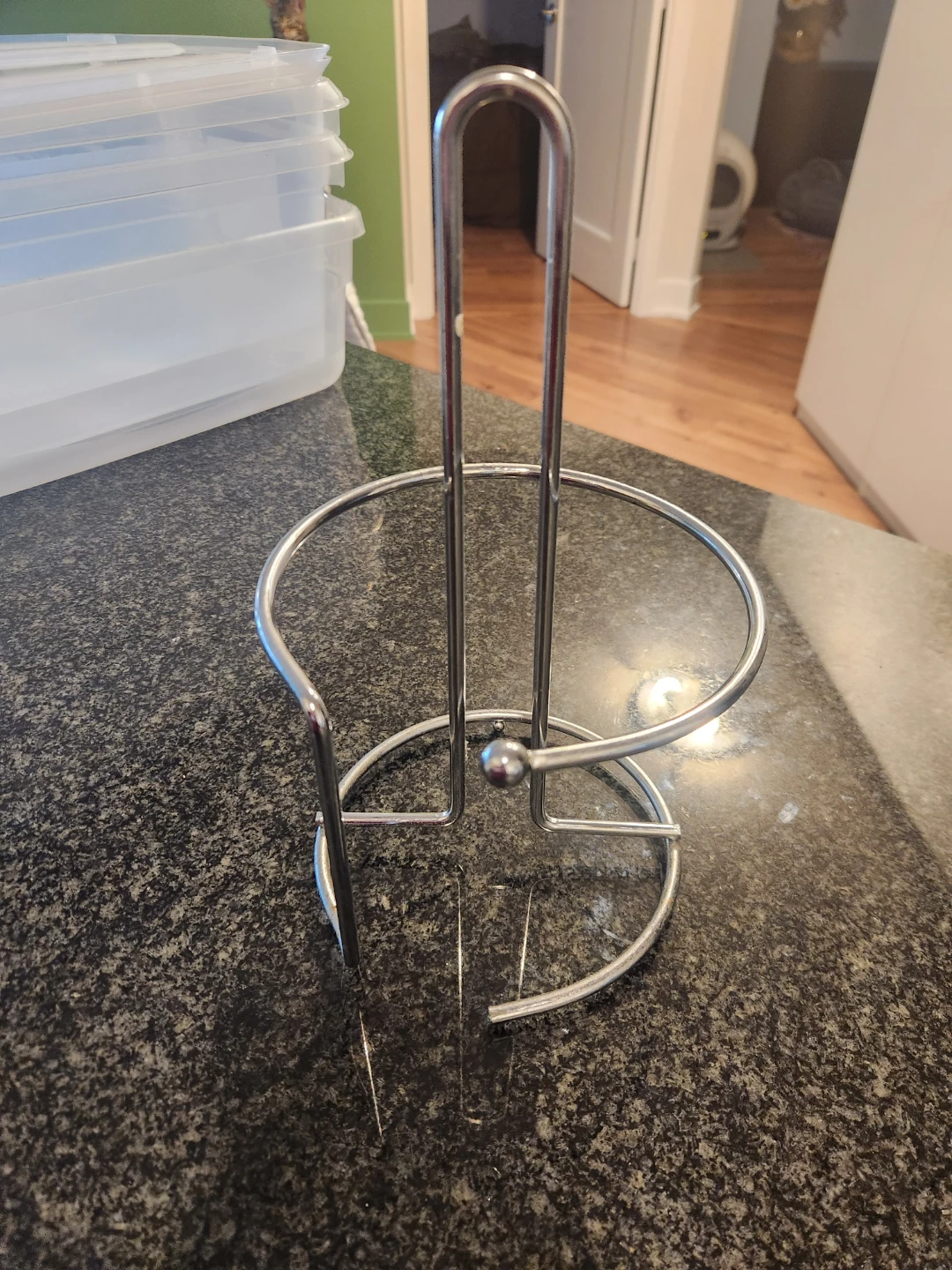 Metal Paper Towel Holder