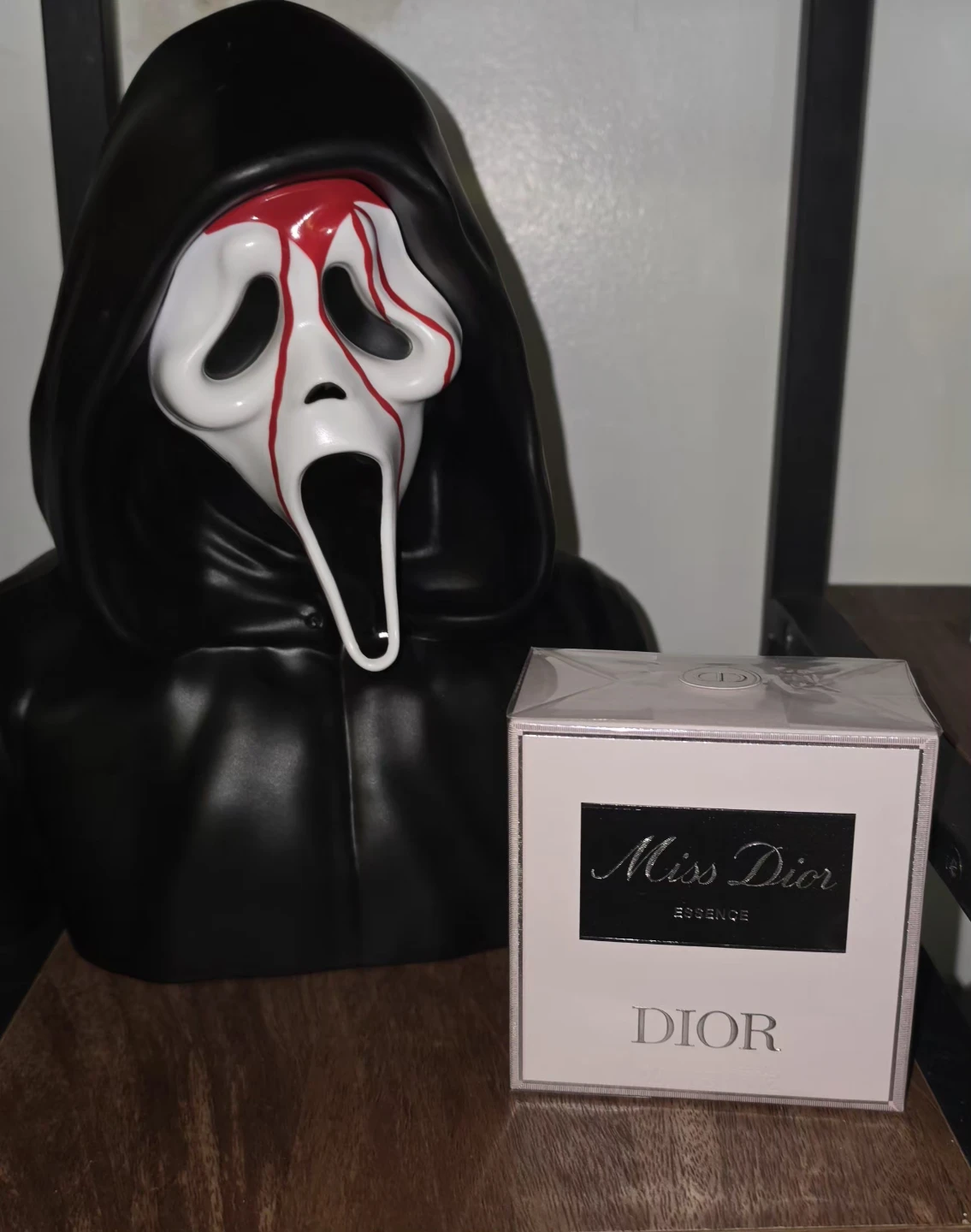 Miss Dior Essence Perfume