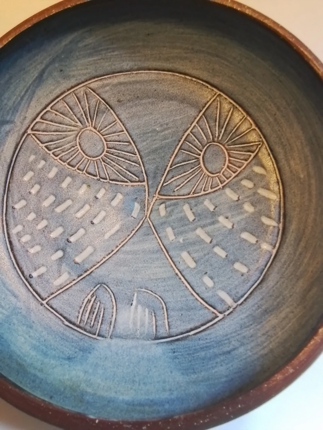 Rare Mid-Century Canadian Studio Pottery Bowl by Annelise Wade - photo 2