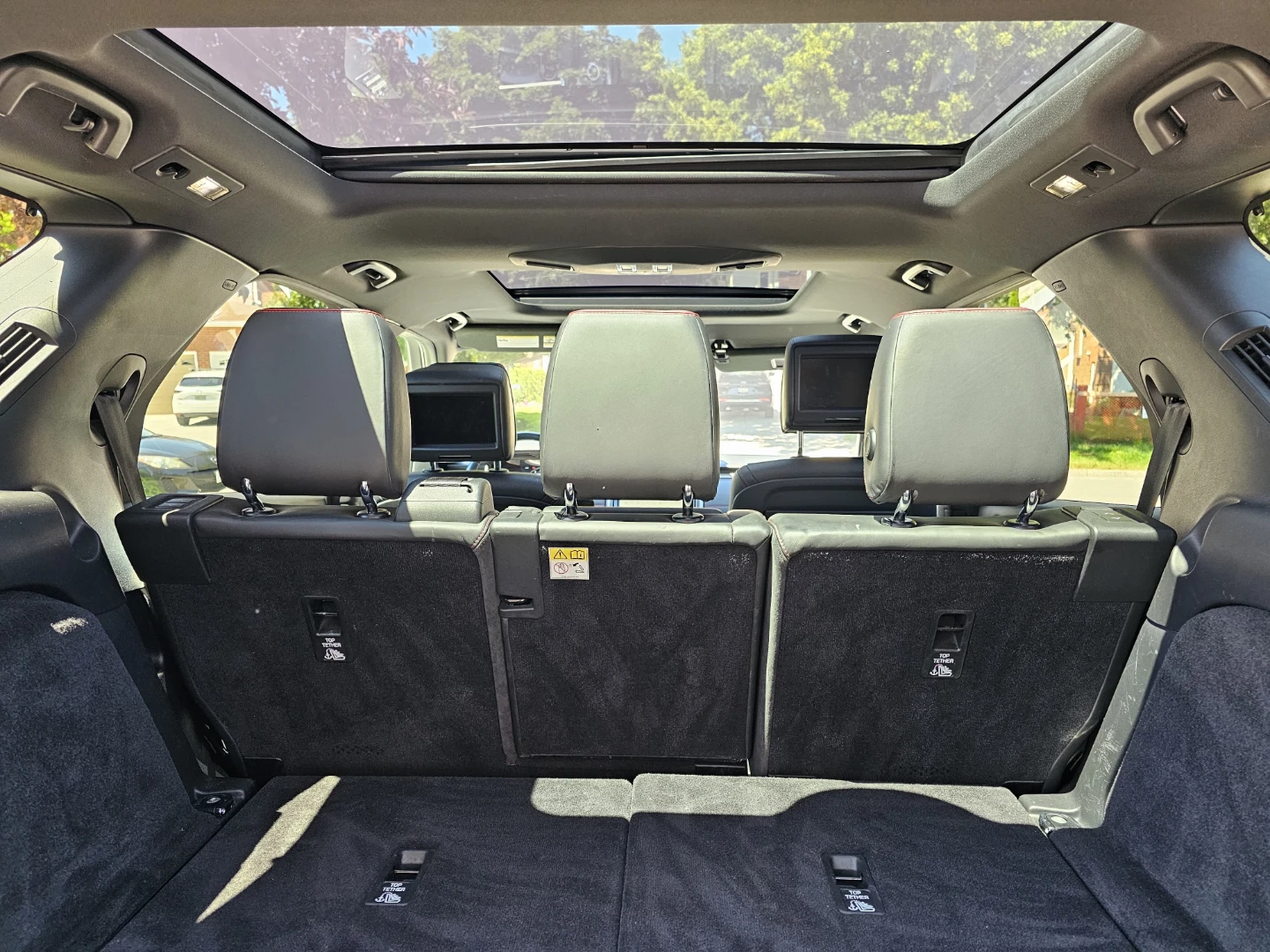 2019 Land Rover Discovery HSE Luxury AWD with winter tyres - photo 5