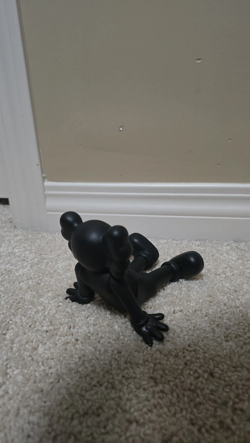 Kaws Figure - photo 3