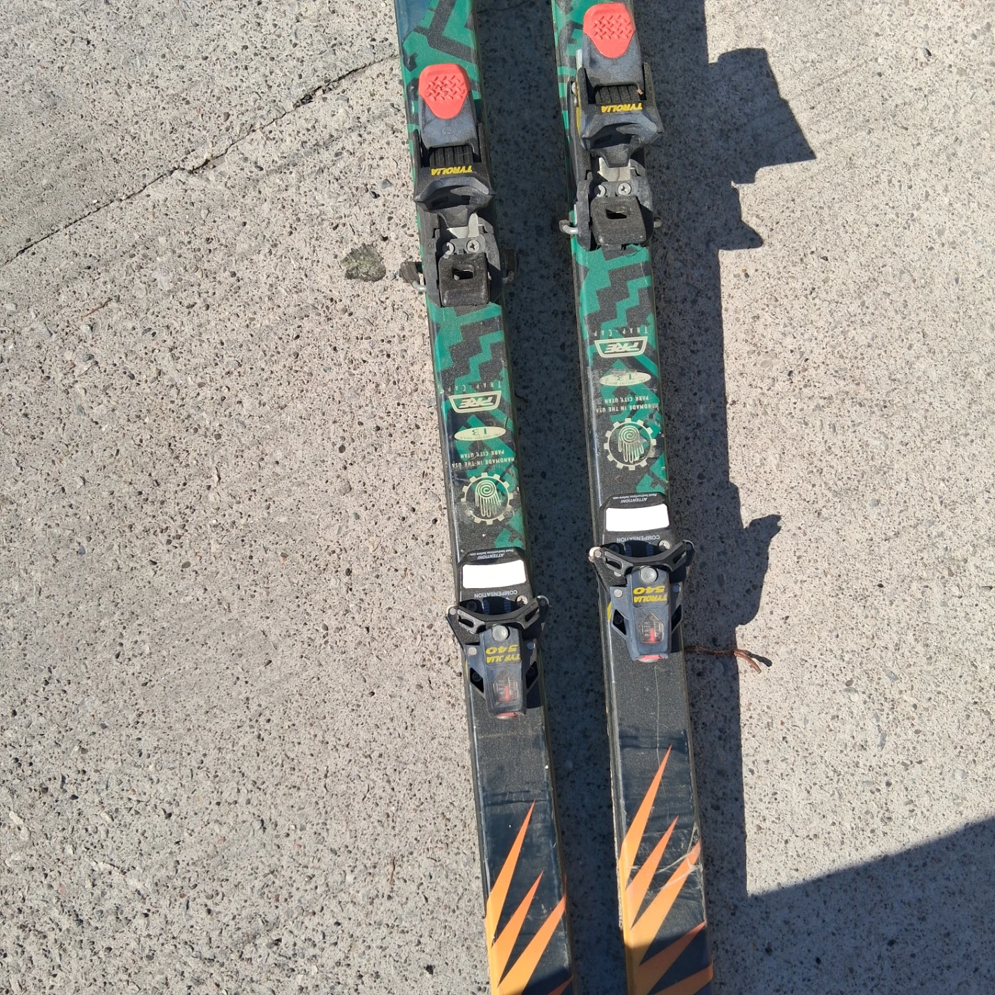 FIRE Skis with Tyrolia 540 Bindings - photo 2