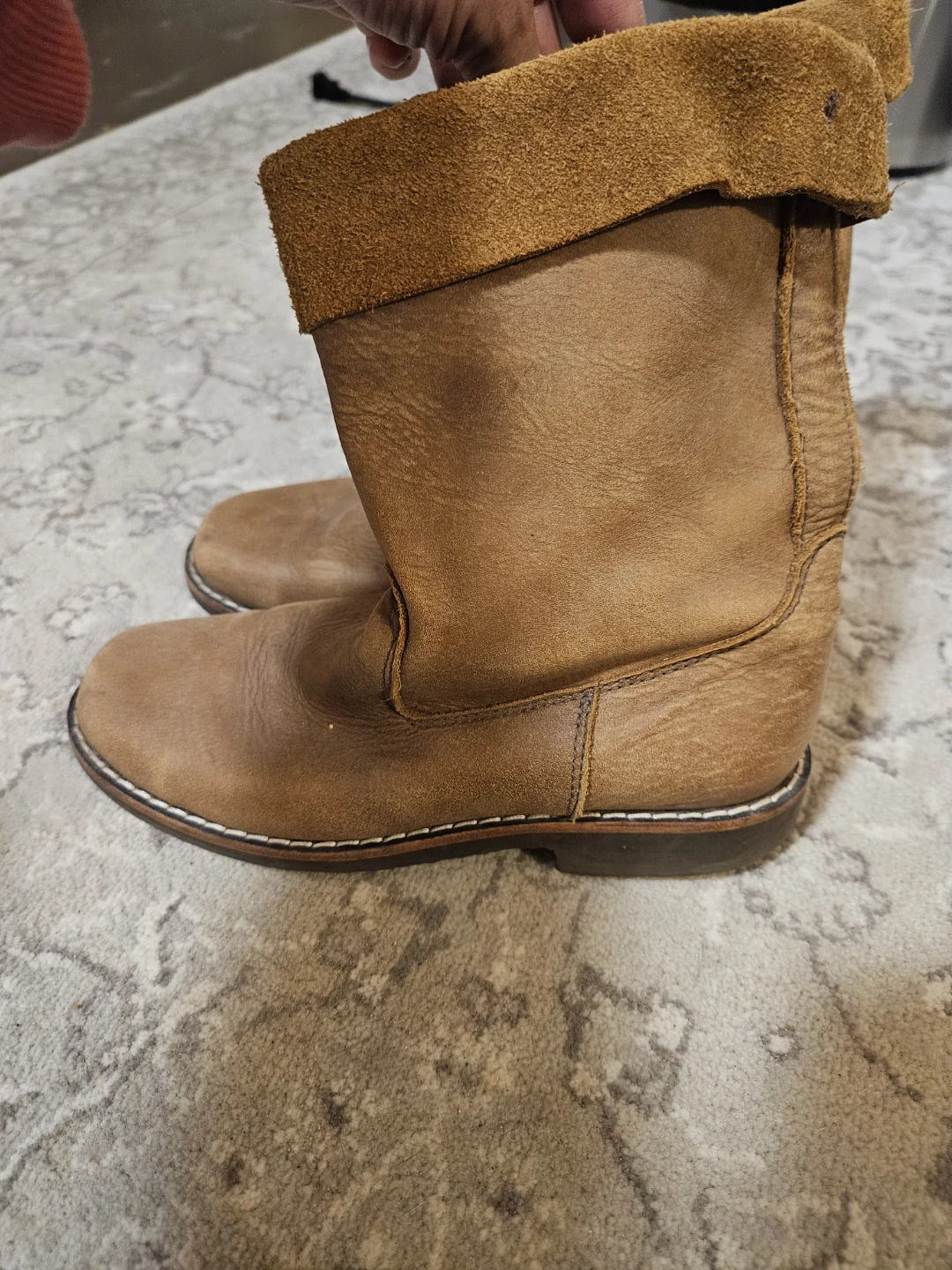Women's size 7 Roots Leather Boots - photo 2