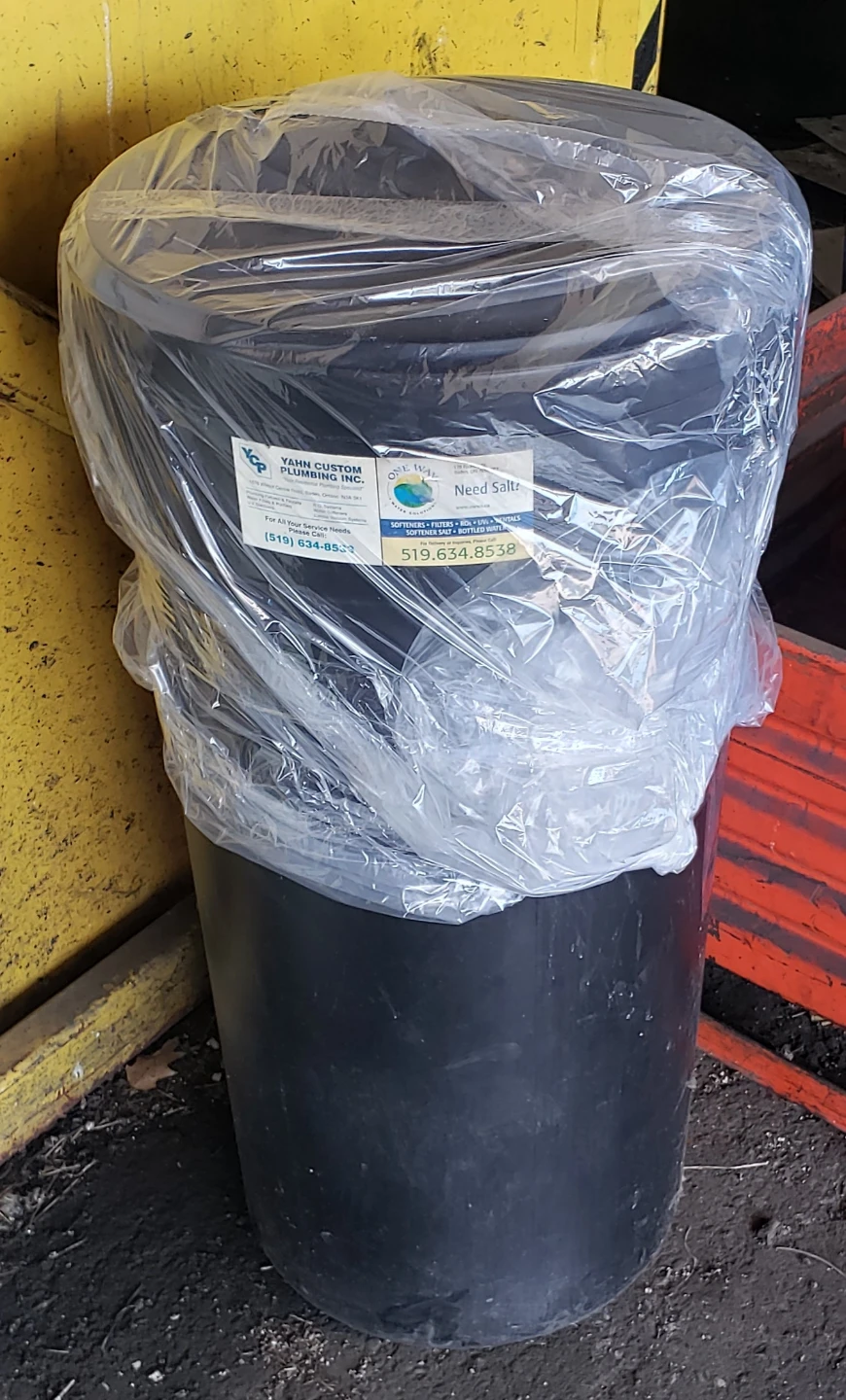 Water softener tank
