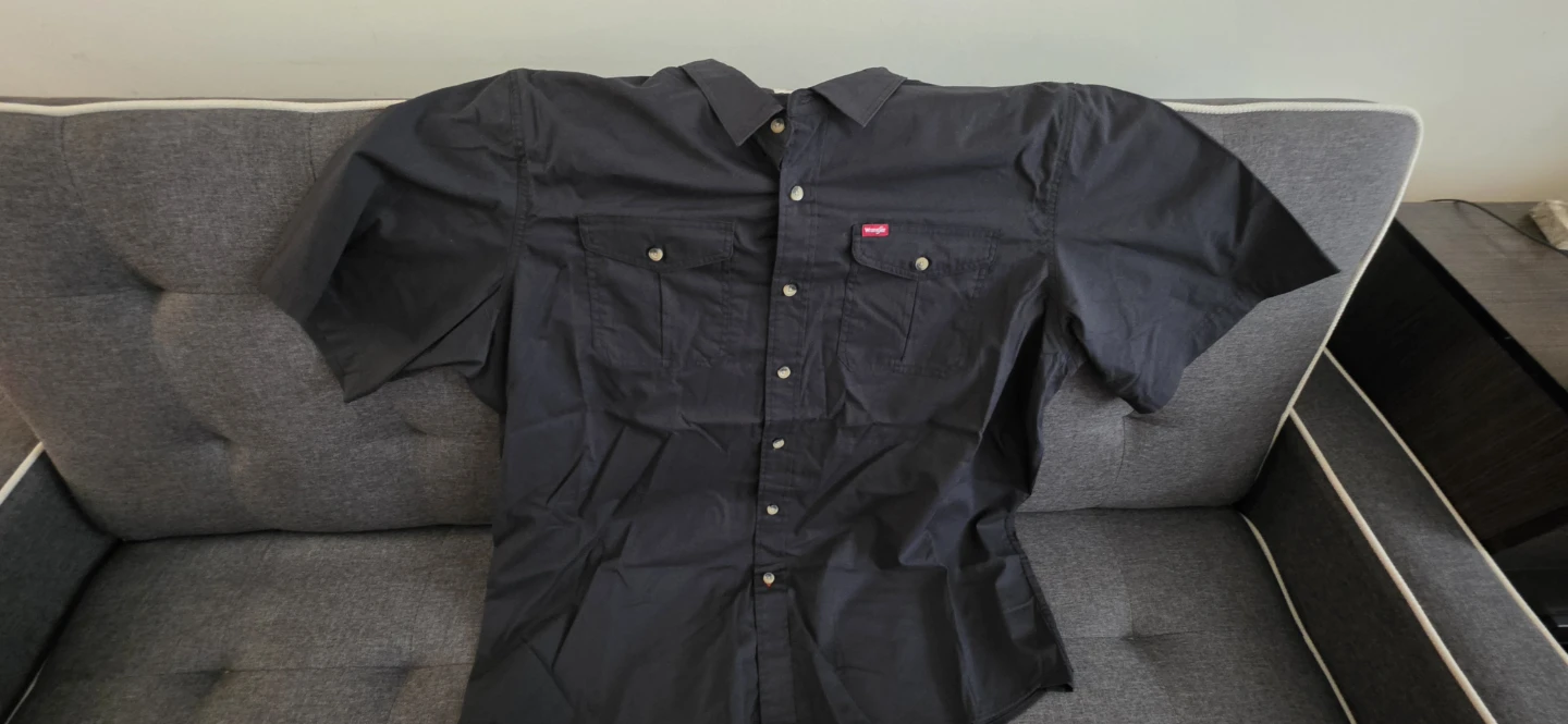 Wrangler Men's Short Sleeve Button-Up Shirt - photo 3