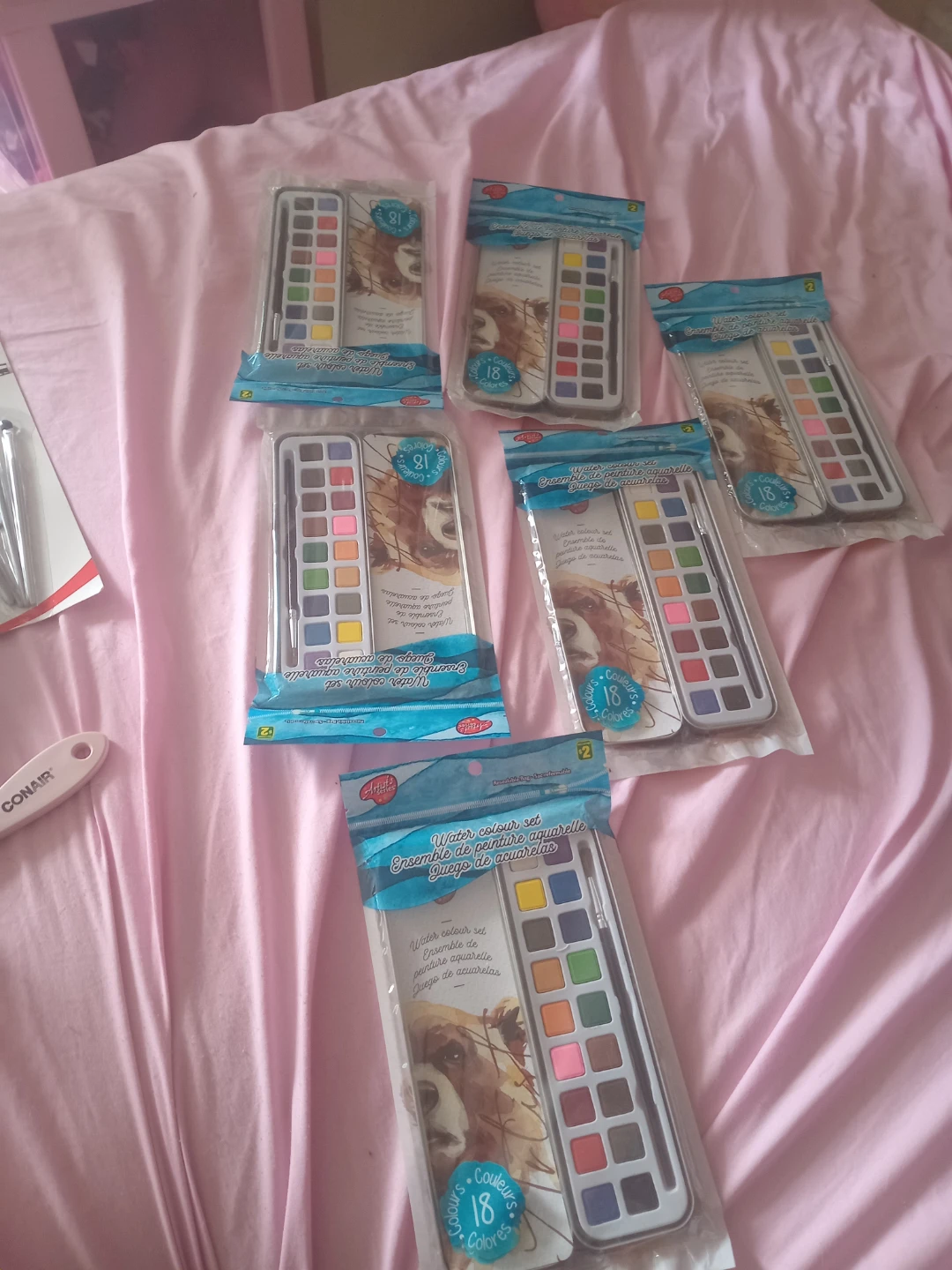 Artist's Loft Watercolour Set - 18 Colours