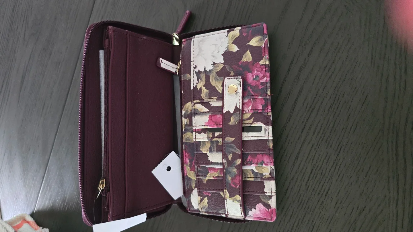 MIA&Co Floral Wallet