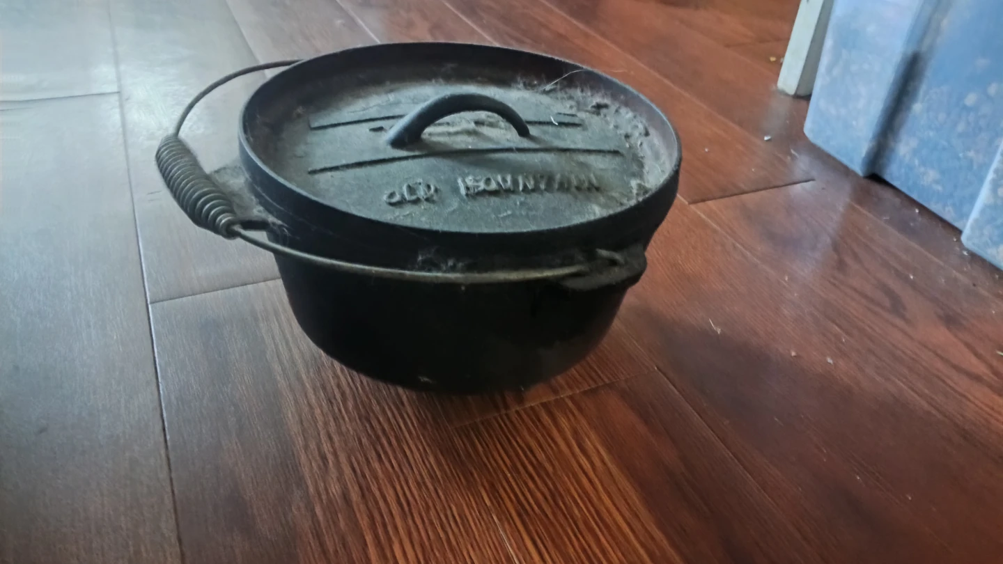 Old Mountain Cast Iron Dutch Oven